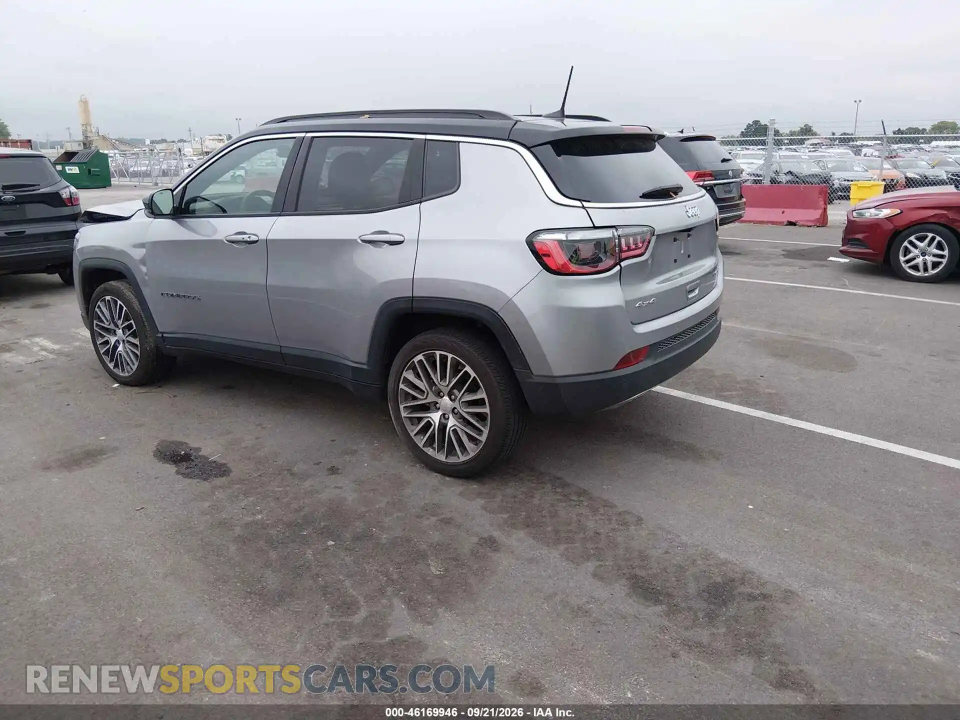 3 Photograph of a damaged car 3C4NJDCNXPT533407 JEEP COMPASS 2023