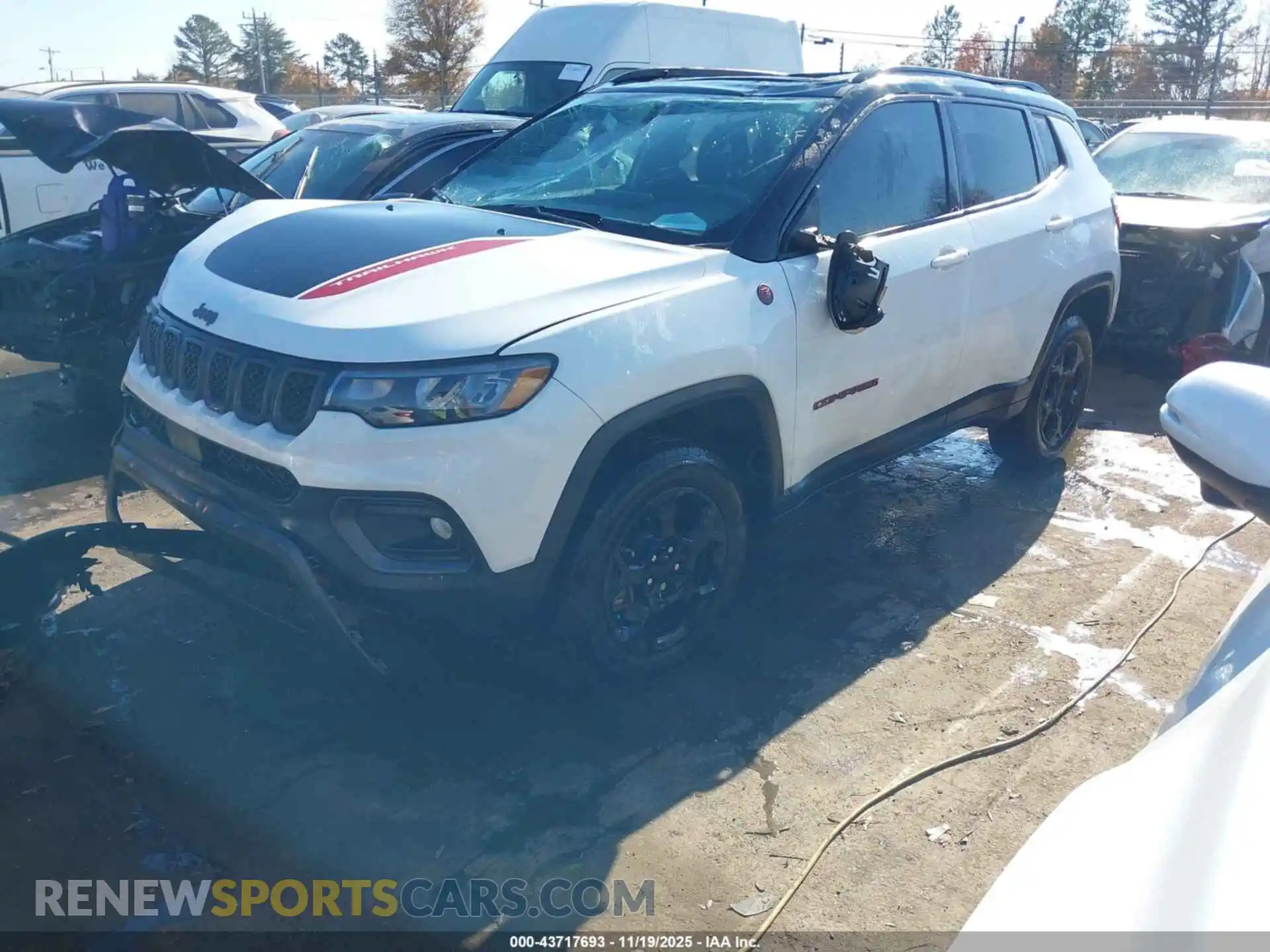 2 Photograph of a damaged car 3C4NJDDN1PT505798 JEEP COMPASS 2023