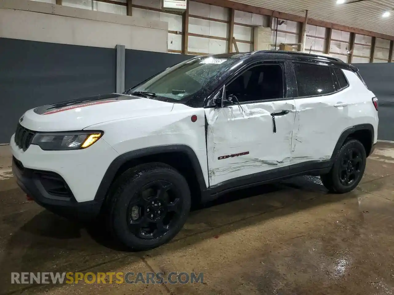1 Photograph of a damaged car 3C4NJDDN1PT527851 JEEP COMPASS 2023