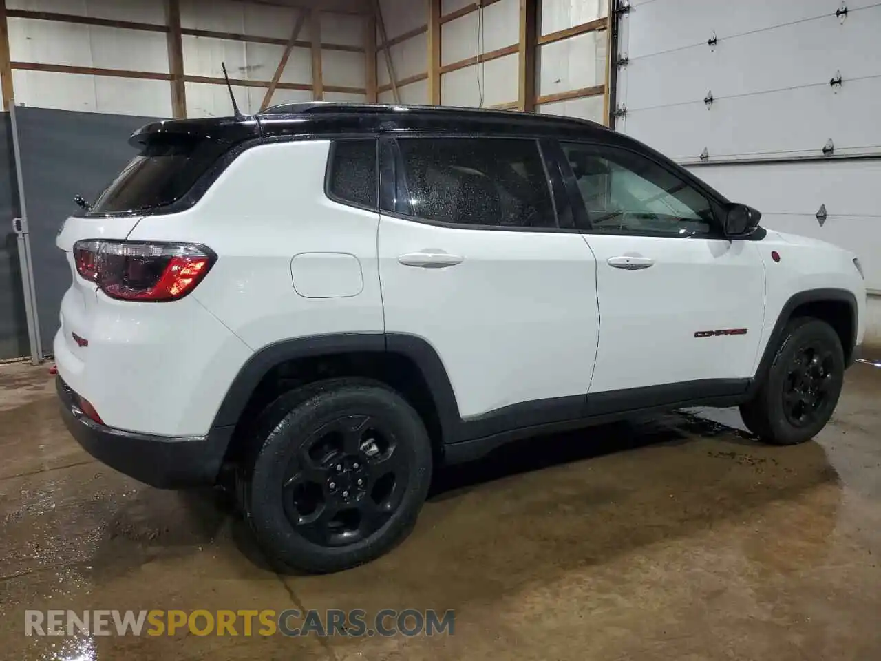 3 Photograph of a damaged car 3C4NJDDN1PT527851 JEEP COMPASS 2023