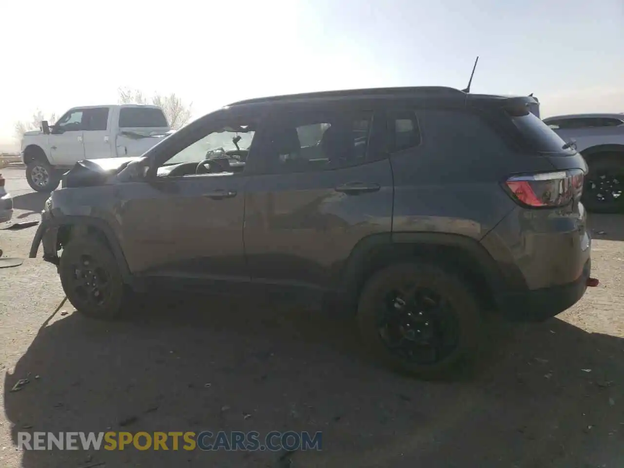 2 Photograph of a damaged car 3C4NJDDN1PT528031 JEEP COMPASS 2023