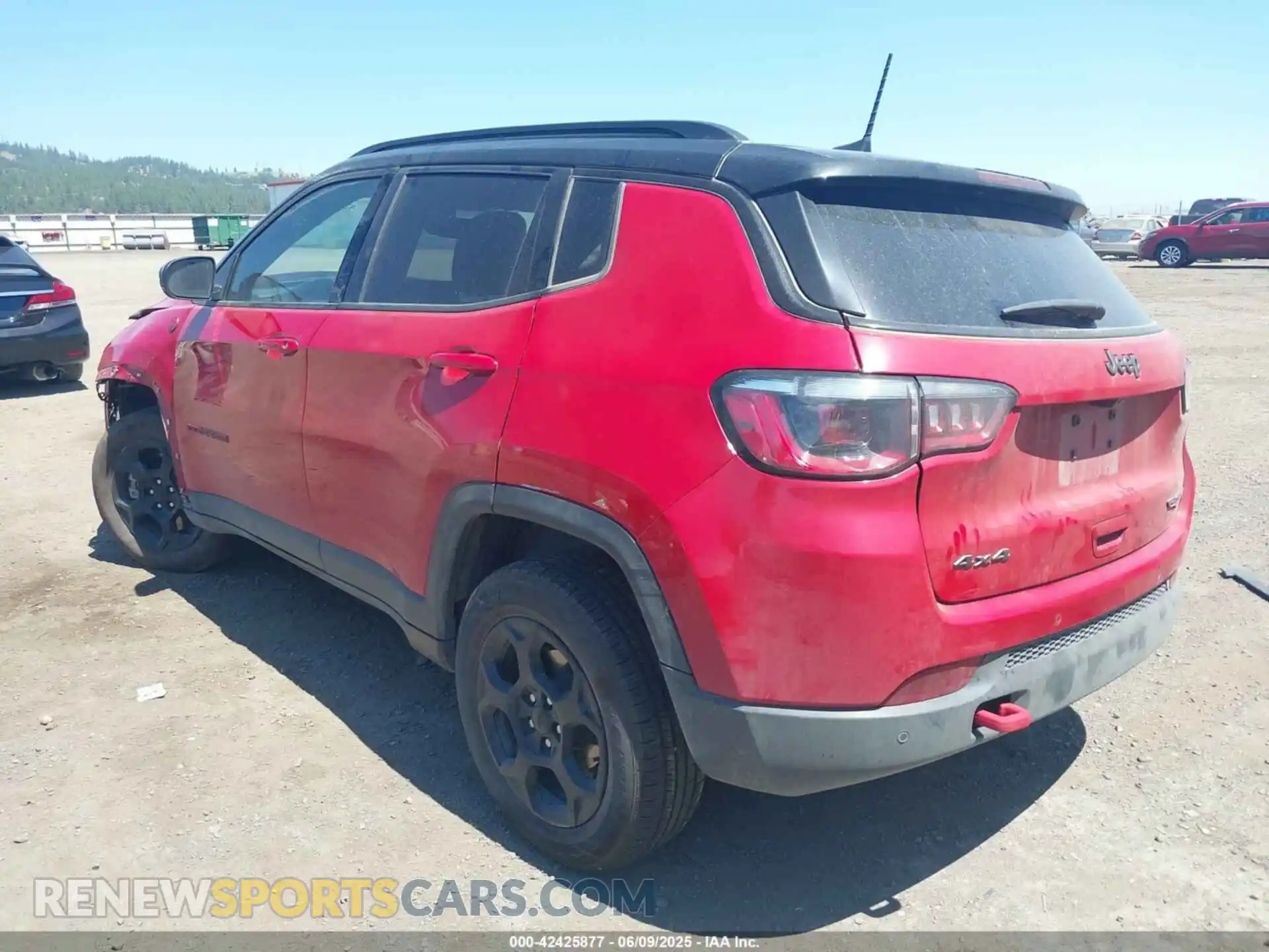 3 Photograph of a damaged car 3C4NJDDN2PT527857 JEEP COMPASS 2023