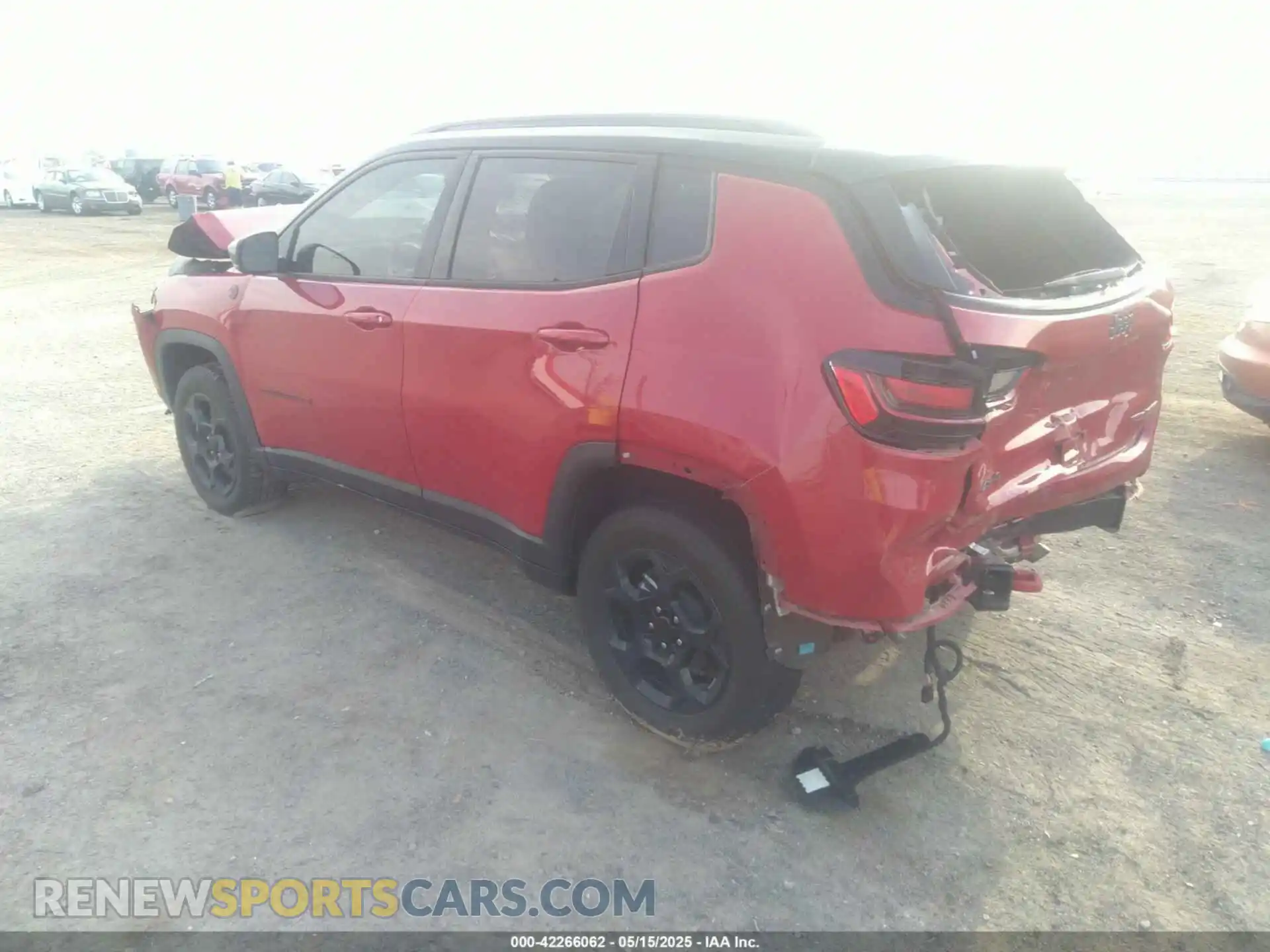 3 Photograph of a damaged car 3C4NJDDN4PT508324 JEEP COMPASS 2023