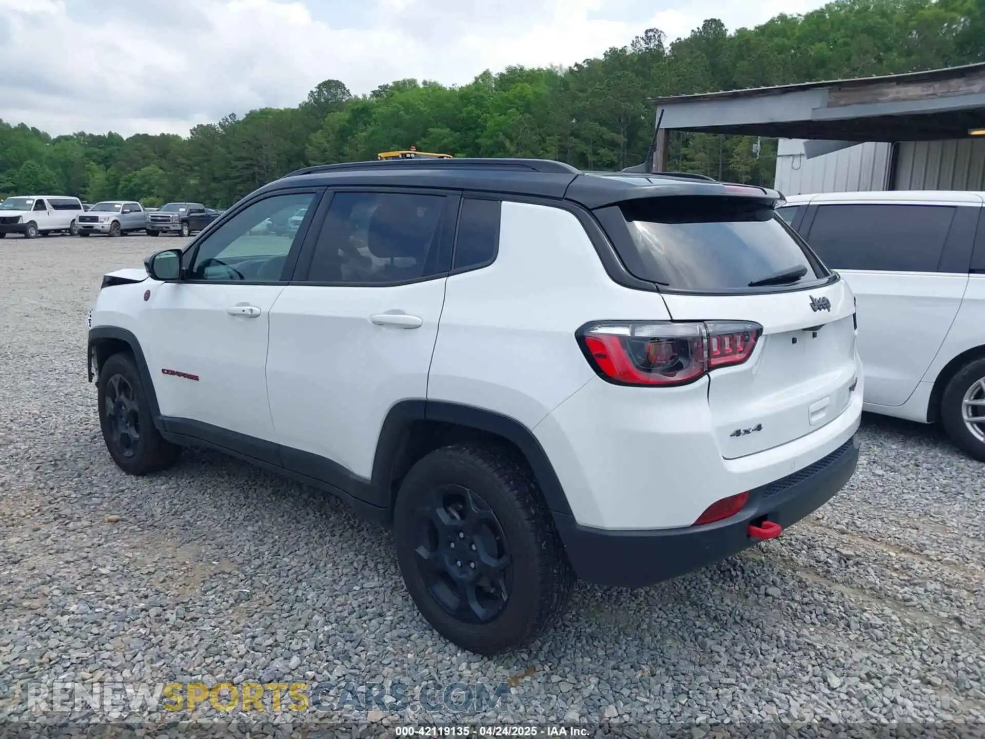 3 Photograph of a damaged car 3C4NJDDN4PT511725 JEEP COMPASS 2023