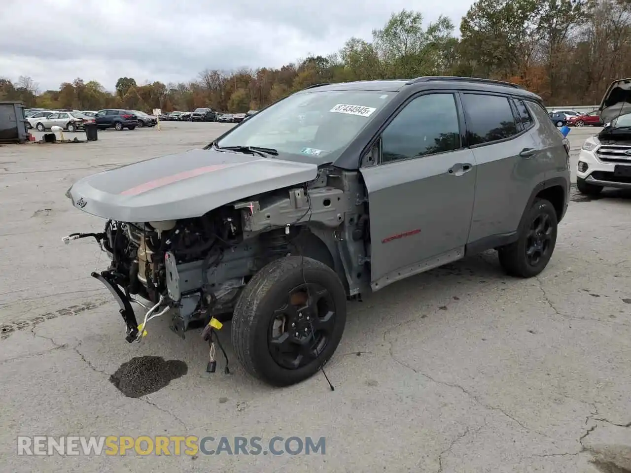 1 Photograph of a damaged car 3C4NJDDN8PT573872 JEEP COMPASS 2023