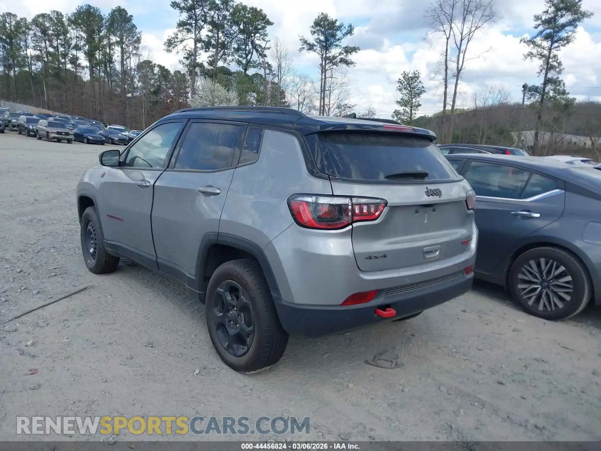 3 Photograph of a damaged car 3C4NJDDNXPT522759 JEEP COMPASS 2023