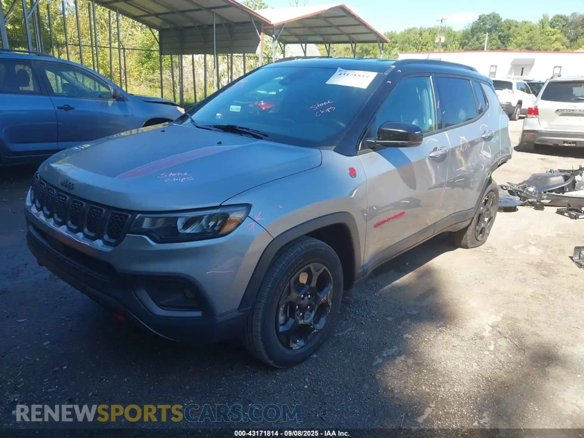 2 Photograph of a damaged car 3C4NJDDNXPT564431 JEEP COMPASS 2023
