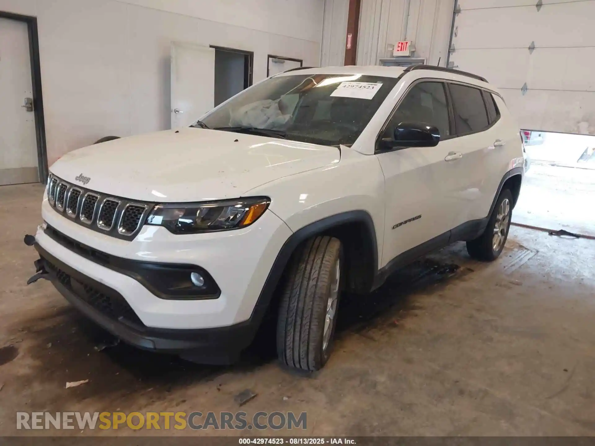 2 Photograph of a damaged car 3C4NJDFN0PT504140 JEEP COMPASS 2023