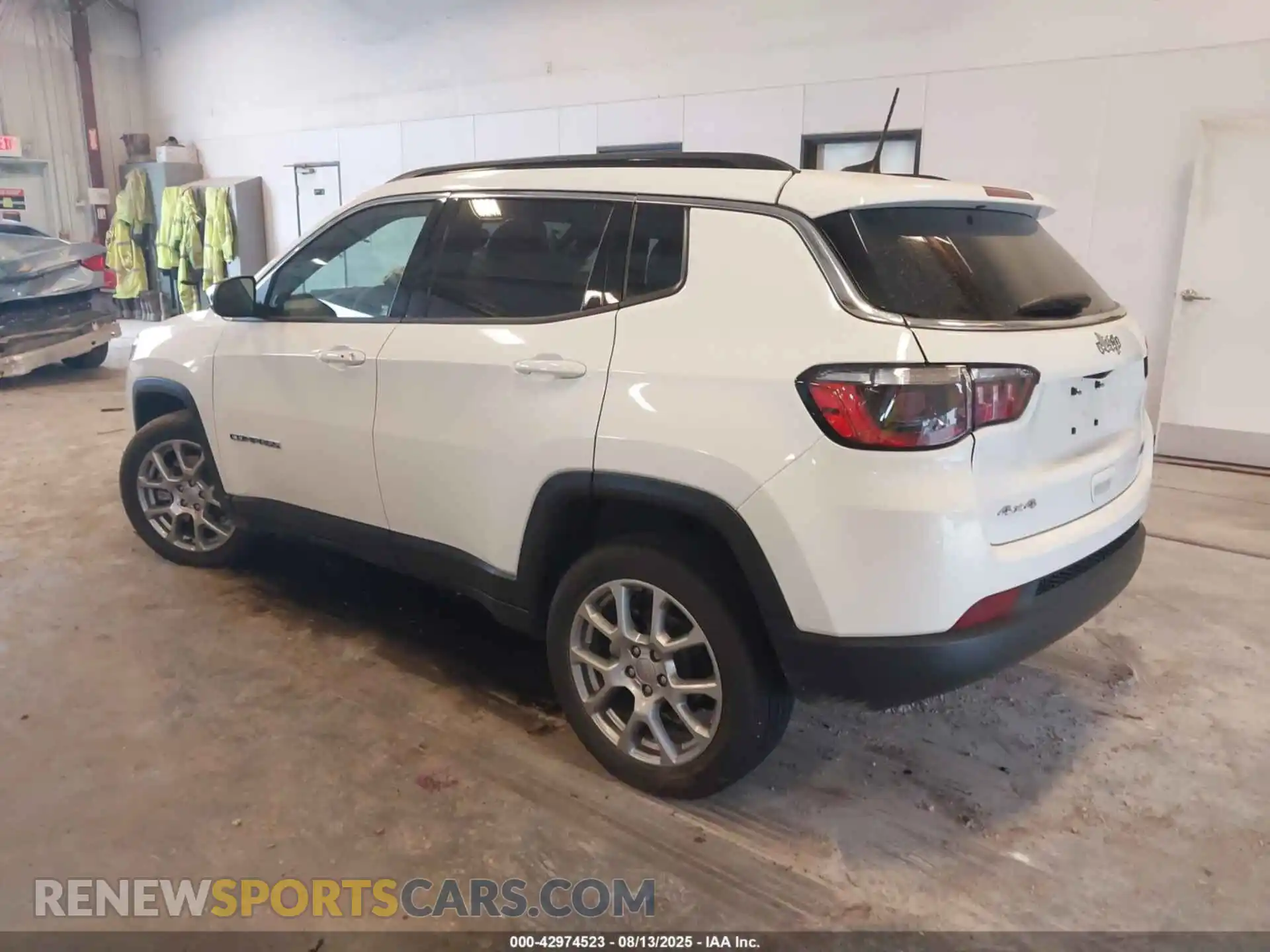 3 Photograph of a damaged car 3C4NJDFN0PT504140 JEEP COMPASS 2023