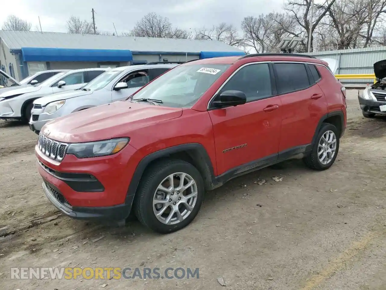 1 Photograph of a damaged car 3C4NJDFN0PT558540 JEEP COMPASS 2023