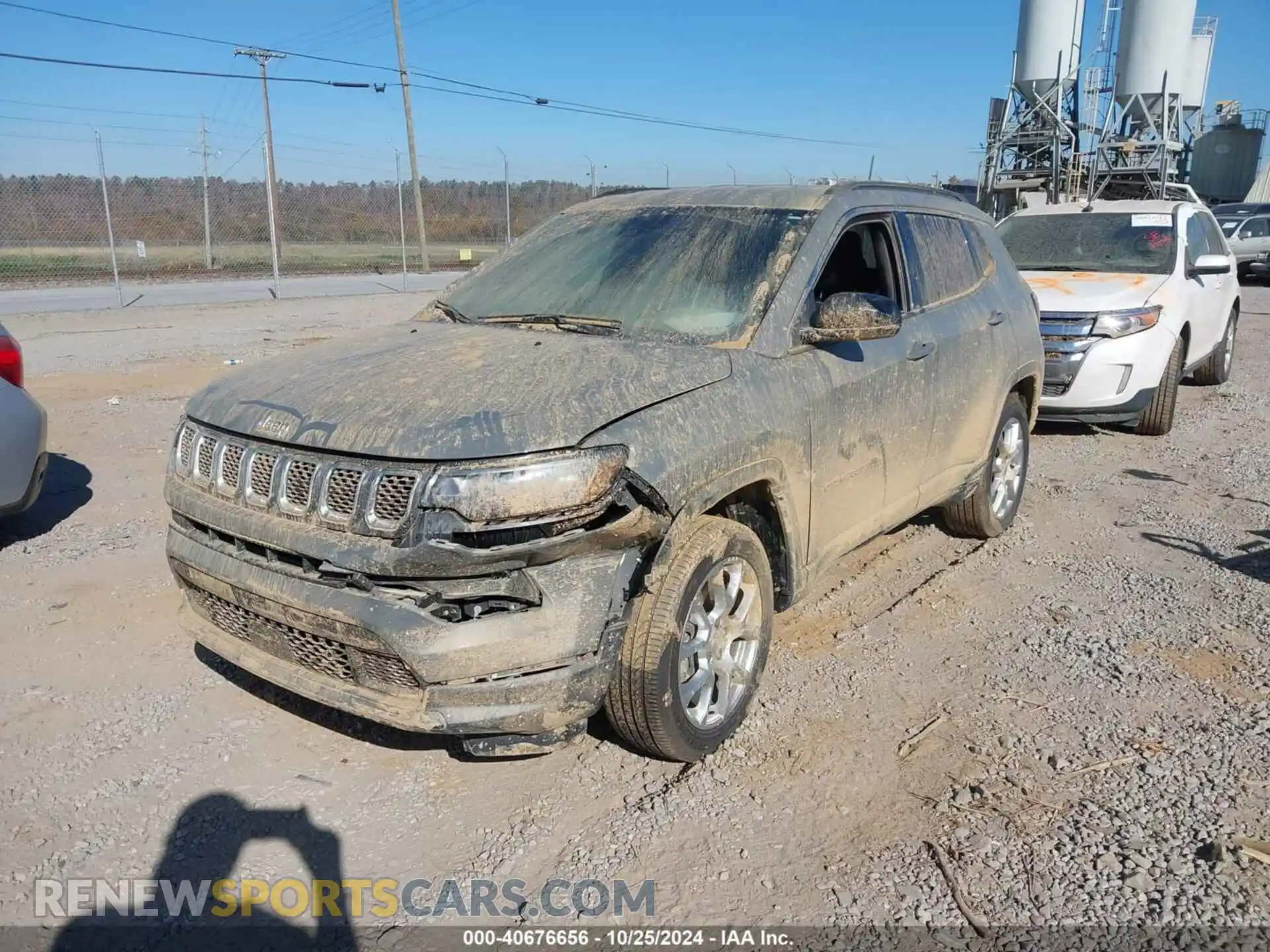 2 Photograph of a damaged car 3C4NJDFN4PT521619 JEEP COMPASS 2023