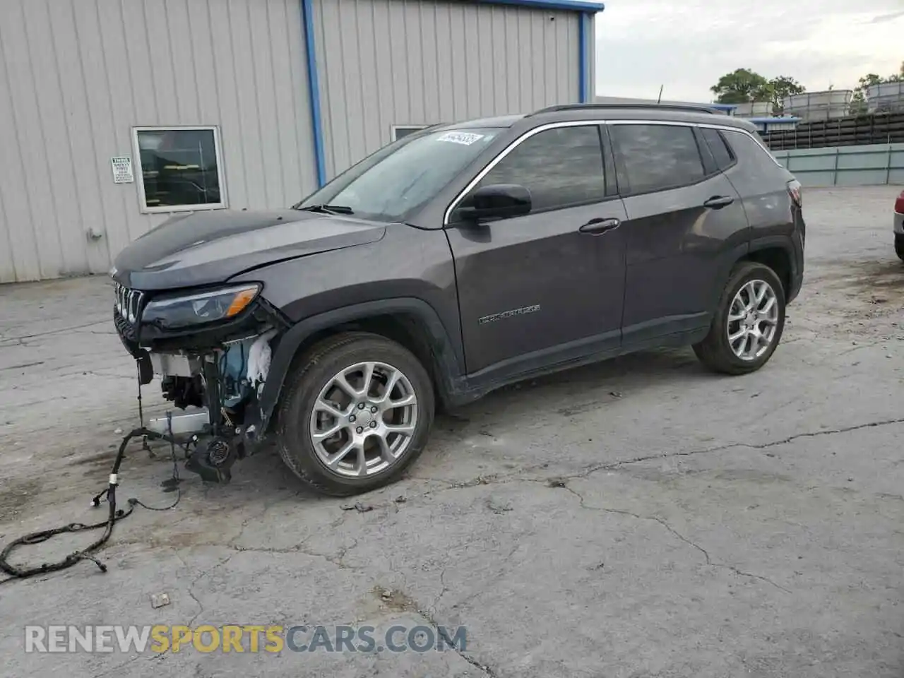 1 Photograph of a damaged car 3C4NJDFN4PT569590 JEEP COMPASS 2023