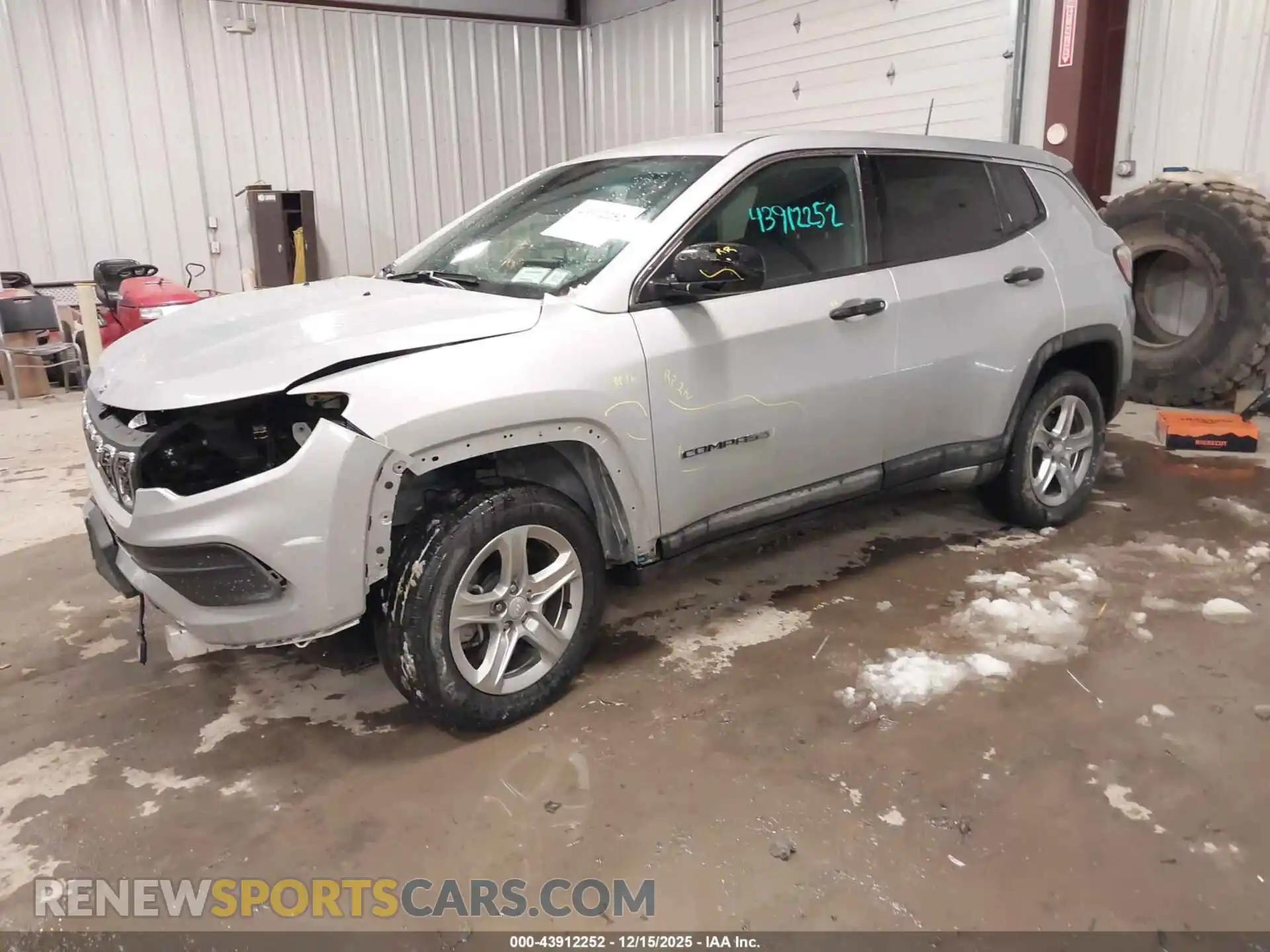 2 Photograph of a damaged car 3C4NJDAN1RT114741 JEEP COMPASS 2024