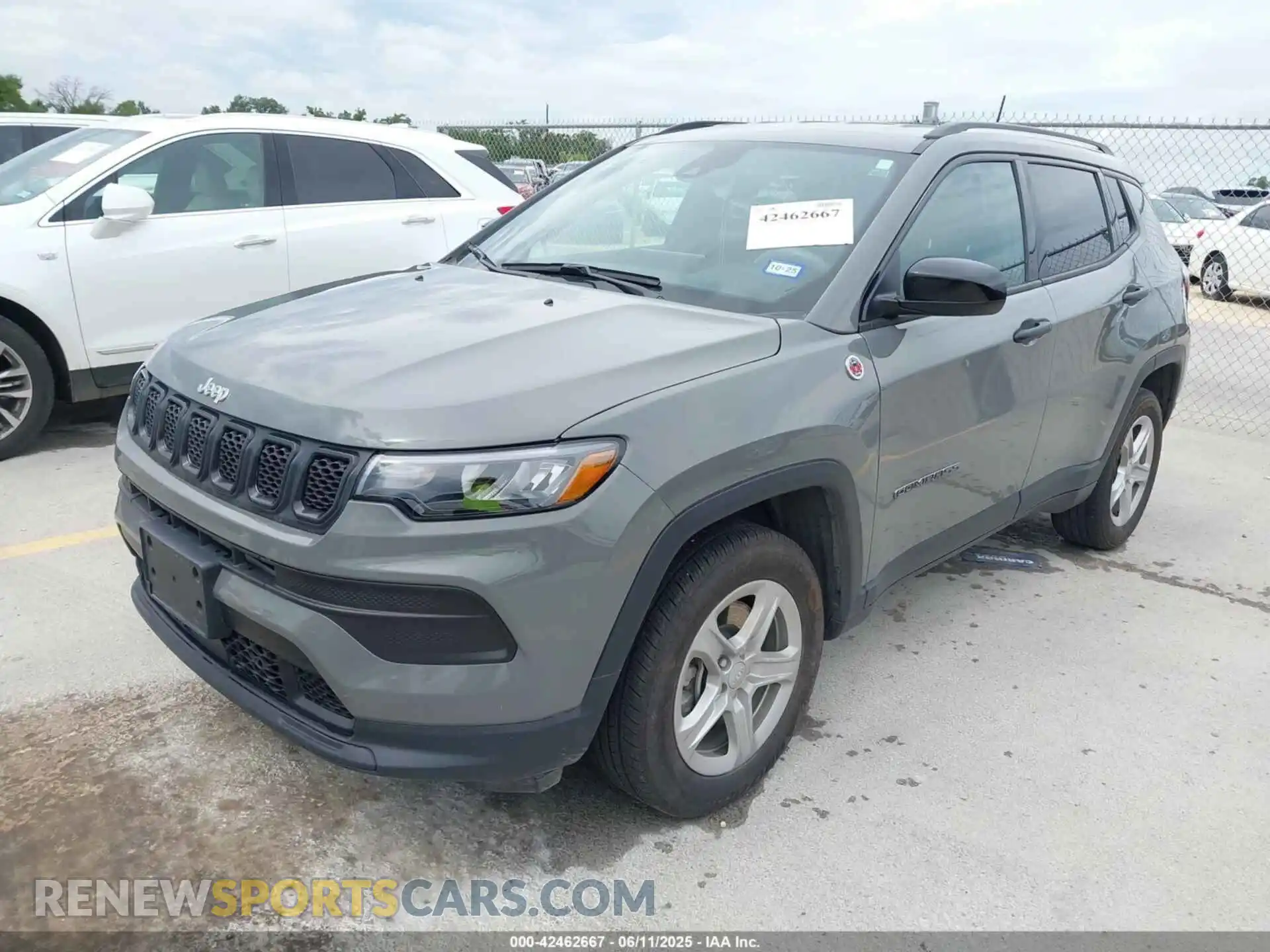 2 fotografías del automóvil dañado 3C4NJDAN1RT583022 JEEP COMPASS 2024