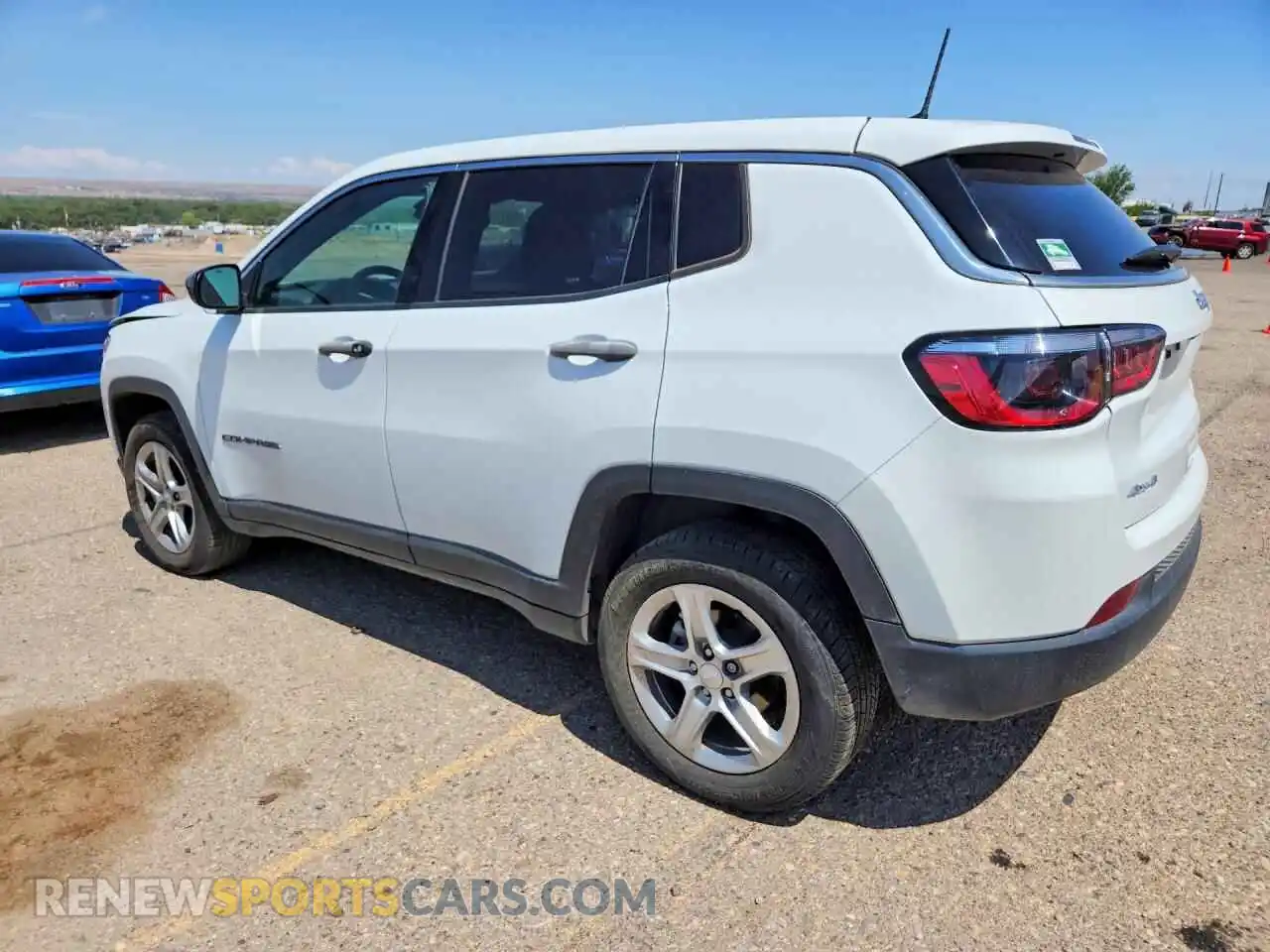 2 Photograph of a damaged car 3C4NJDAN3RT114112 JEEP COMPASS 2024