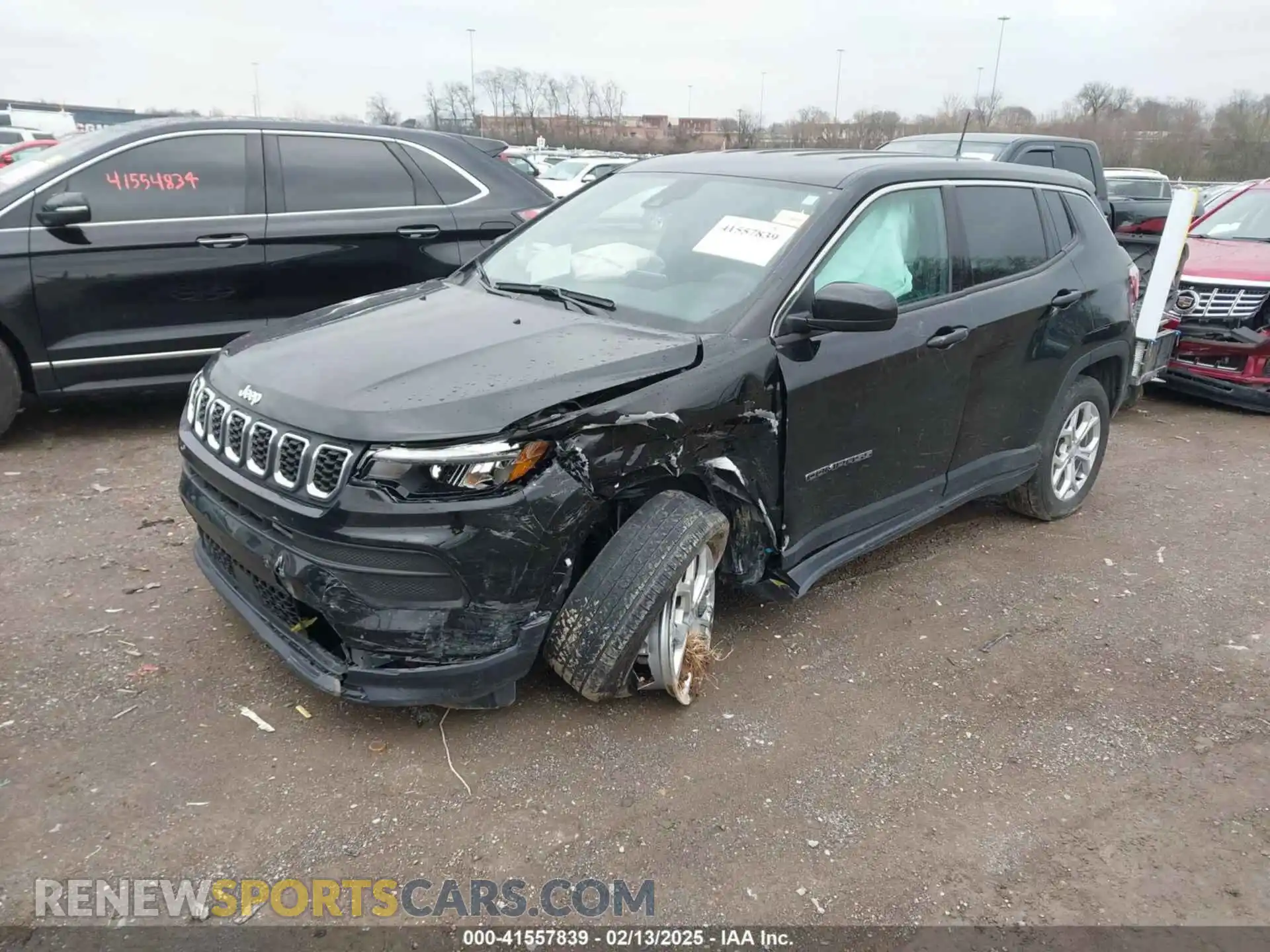 2 fotografías del automóvil dañado 3C4NJDAN5RT166776 JEEP COMPASS 2024