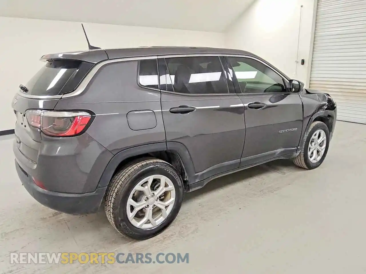 3 fotografías del automóvil dañado 3C4NJDAN7RT136081 JEEP COMPASS 2024
