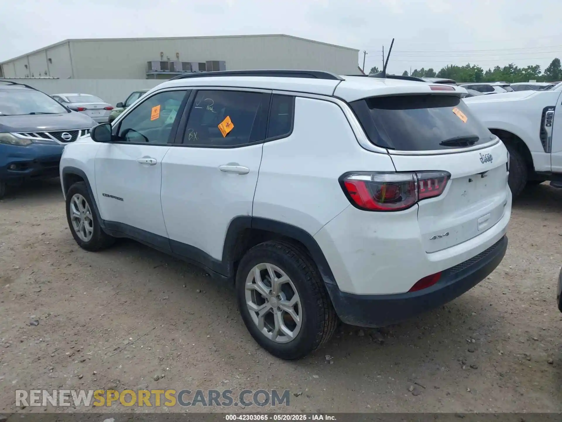 3 fotografías del automóvil dañado 3C4NJDBN0RT111862 JEEP COMPASS 2024