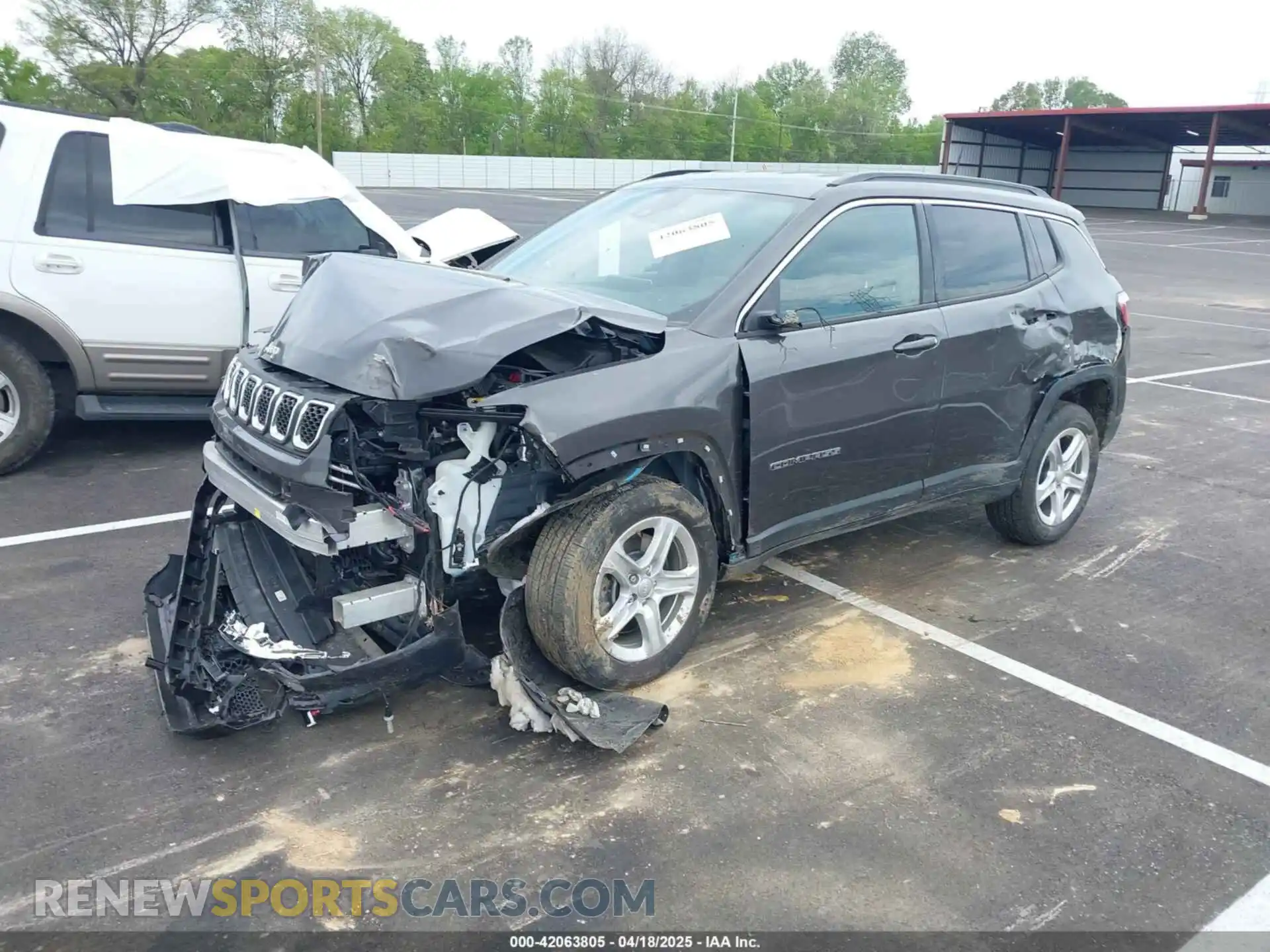 2 Photograph of a damaged car 3C4NJDBN0RT581776 JEEP COMPASS 2024