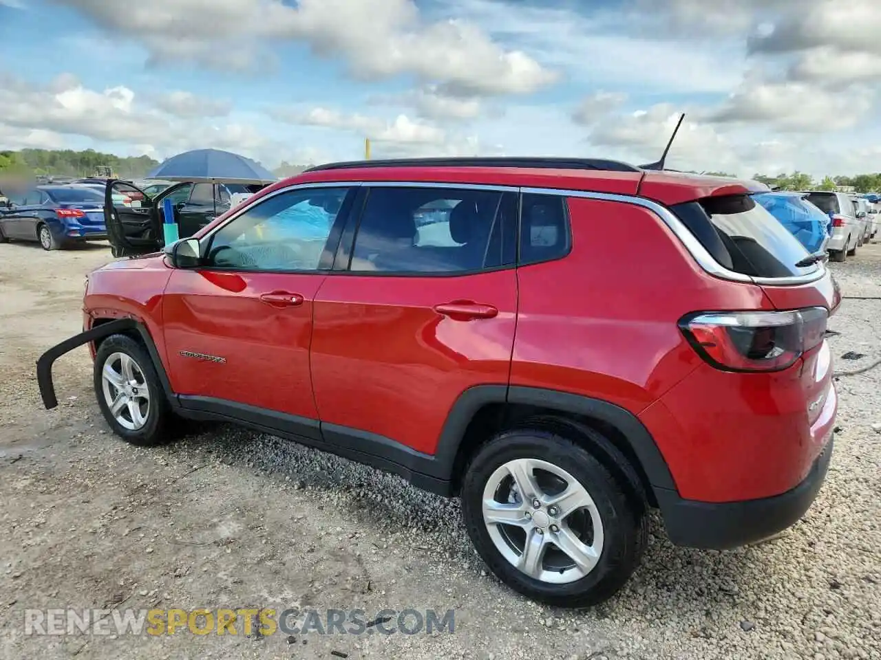 2 fotografías del automóvil dañado 3C4NJDBN0RT604876 JEEP COMPASS 2024