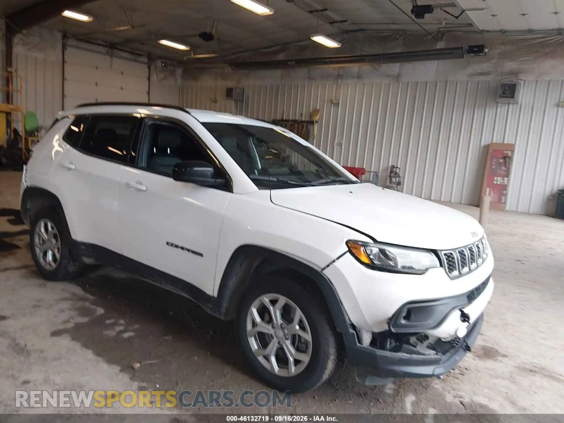 1 Фотография поврежденного автомобиля 3C4NJDBN1RT118416 JEEP COMPASS 2024