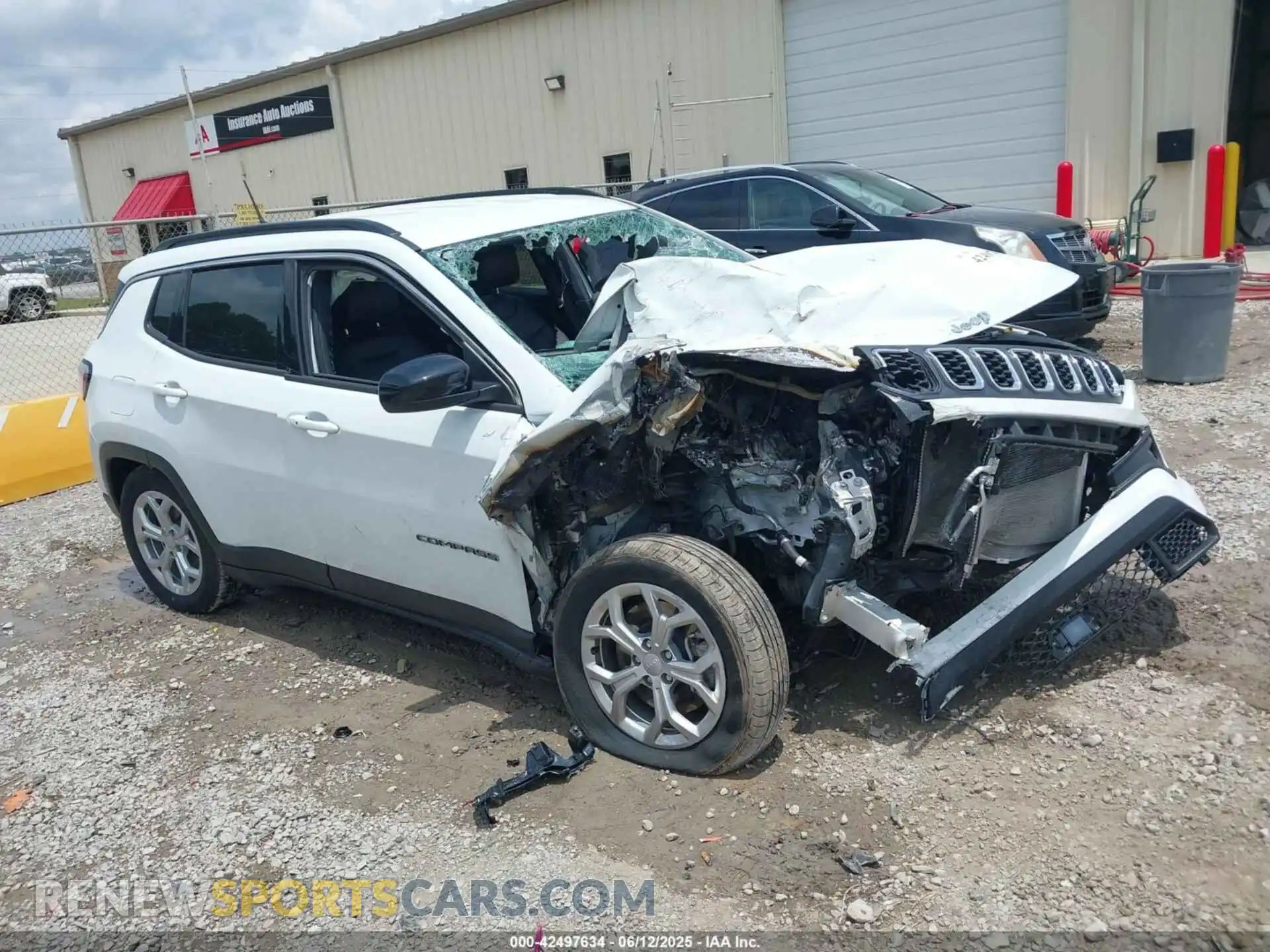 1 Photograph of a damaged car 3C4NJDBN1RT132767 JEEP COMPASS 2024
