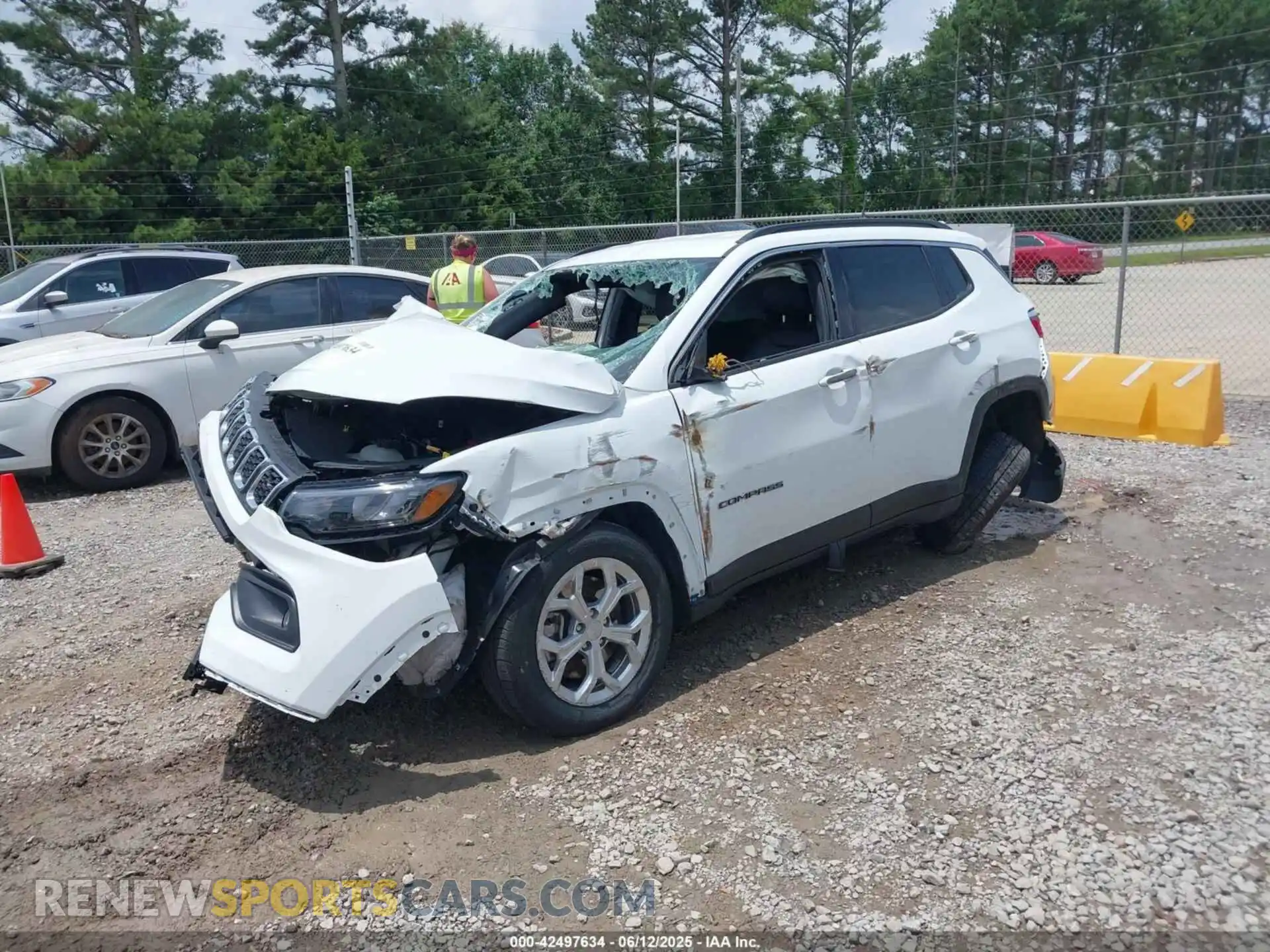 2 Photograph of a damaged car 3C4NJDBN1RT132767 JEEP COMPASS 2024