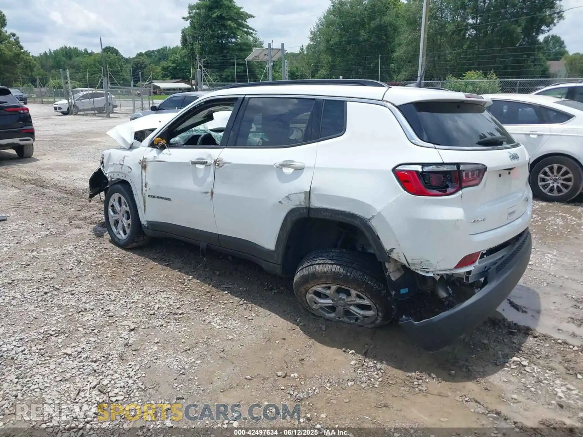 3 Photograph of a damaged car 3C4NJDBN1RT132767 JEEP COMPASS 2024