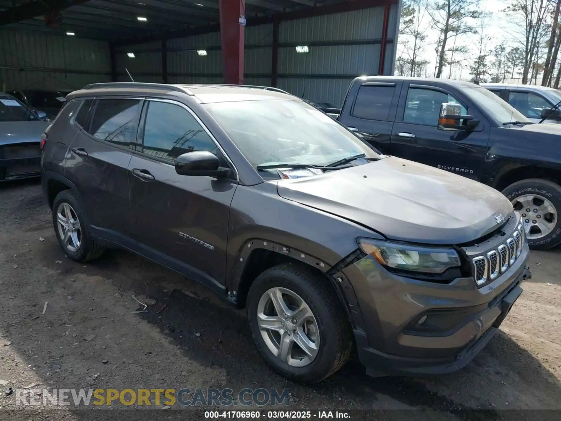 1 Photograph of a damaged car 3C4NJDBN1RT606443 JEEP COMPASS 2024