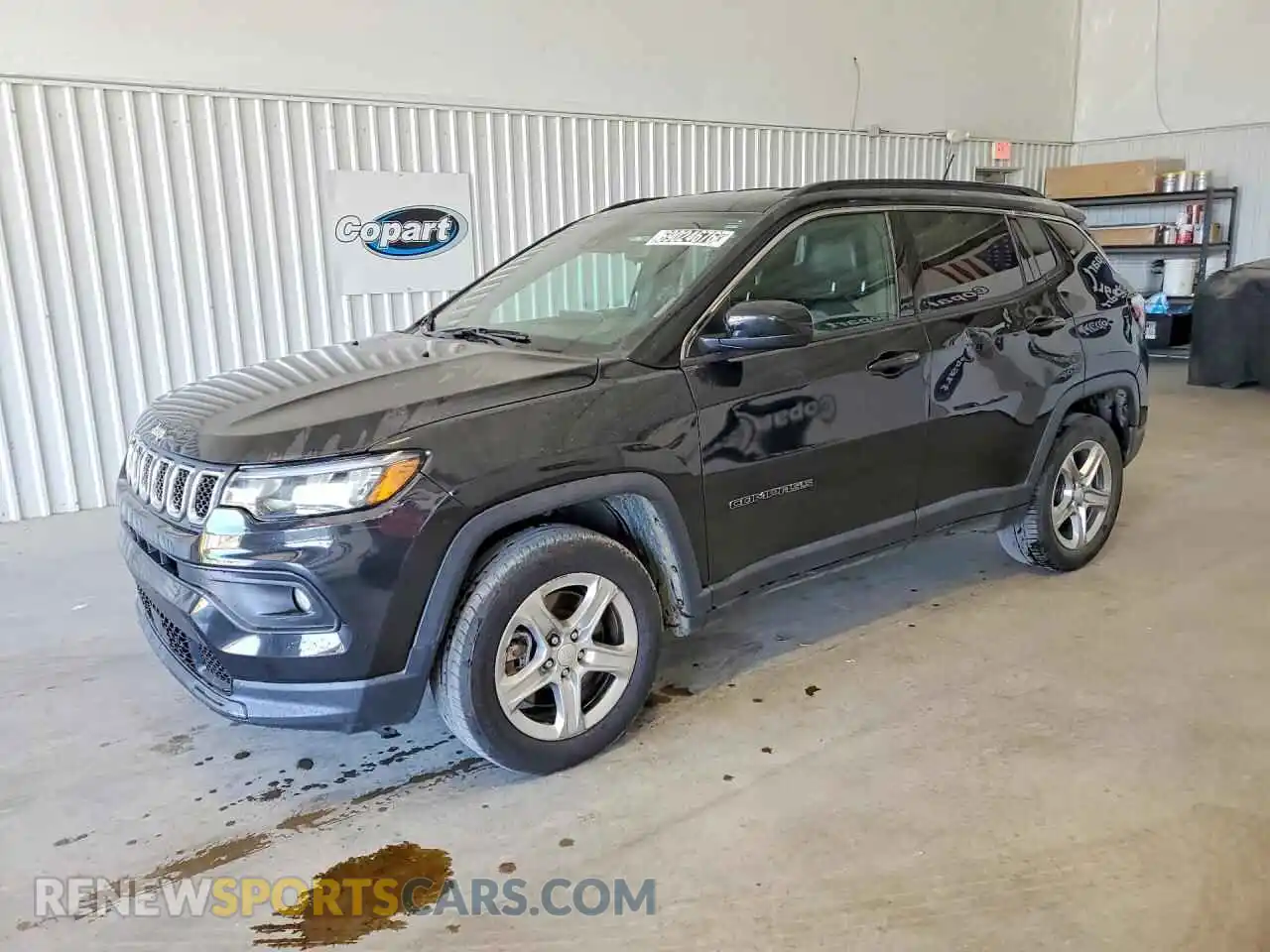 1 Photograph of a damaged car 3C4NJDBN1RT607852 JEEP COMPASS 2024