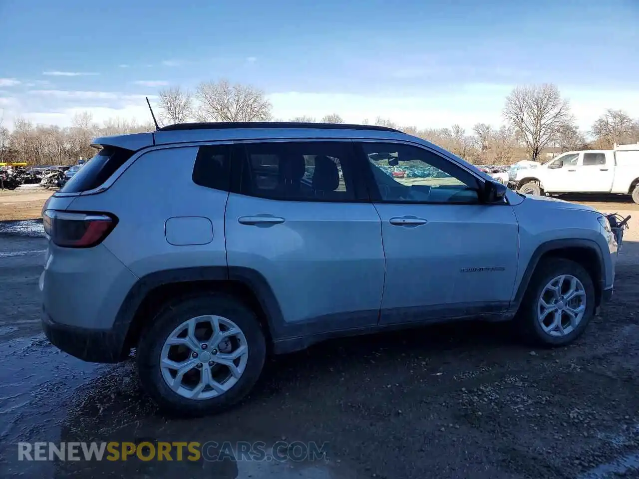 3 Photograph of a damaged car 3C4NJDBN2RT132843 JEEP COMPASS 2024
