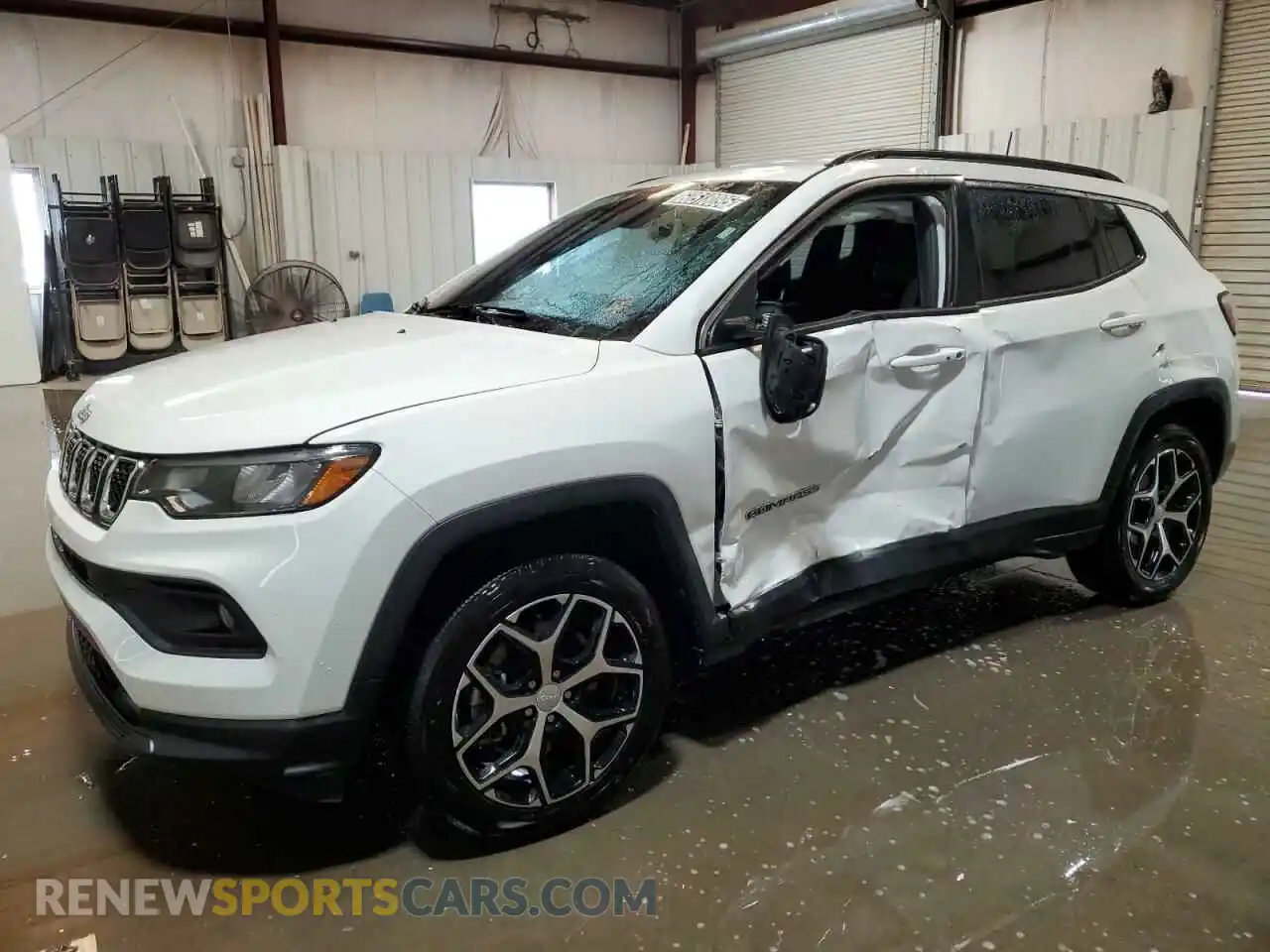 1 Photograph of a damaged car 3C4NJDBN2RT605897 JEEP COMPASS 2024