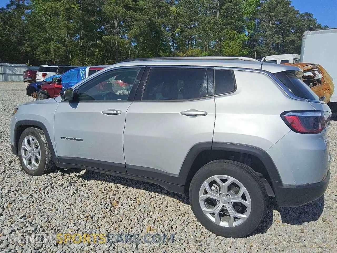 2 Photograph of a damaged car 3C4NJDBN3RT110950 JEEP COMPASS 2024