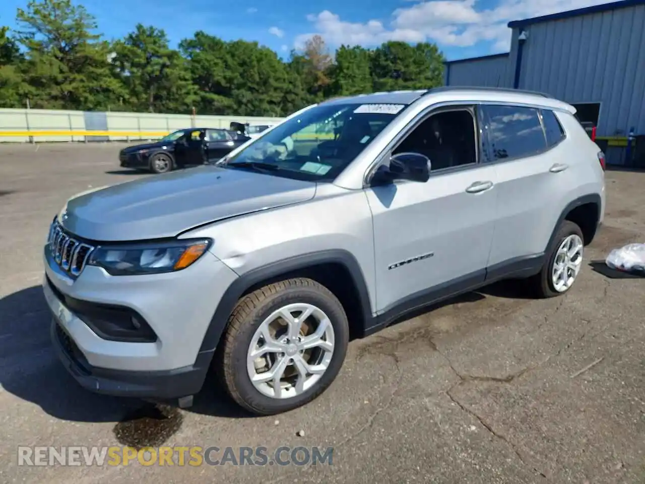 1 Фотография поврежденного автомобиля 3C4NJDBN4RT113744 JEEP COMPASS 2024