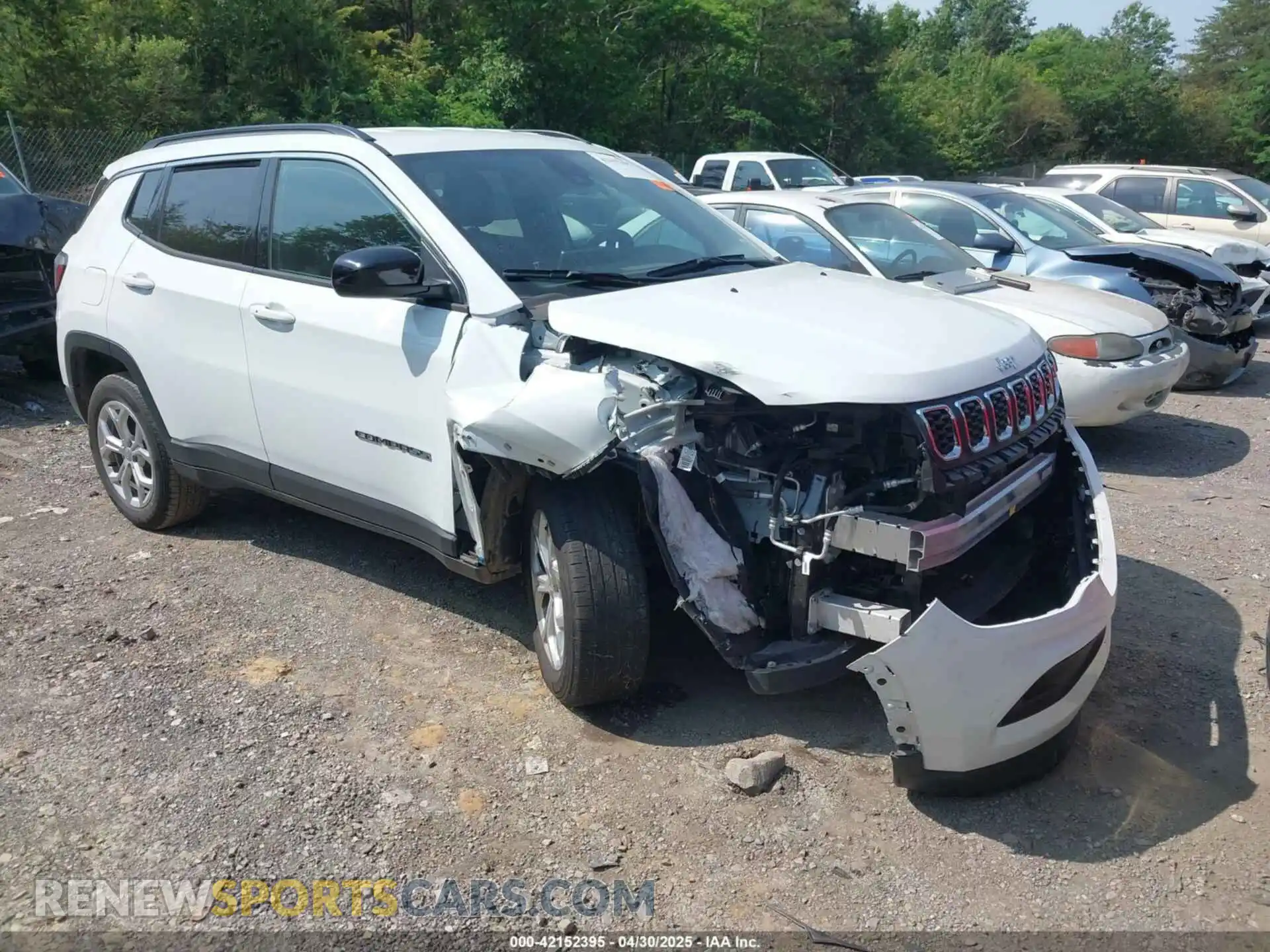 1 Photograph of a damaged car 3C4NJDBN4RT124422 JEEP COMPASS 2024