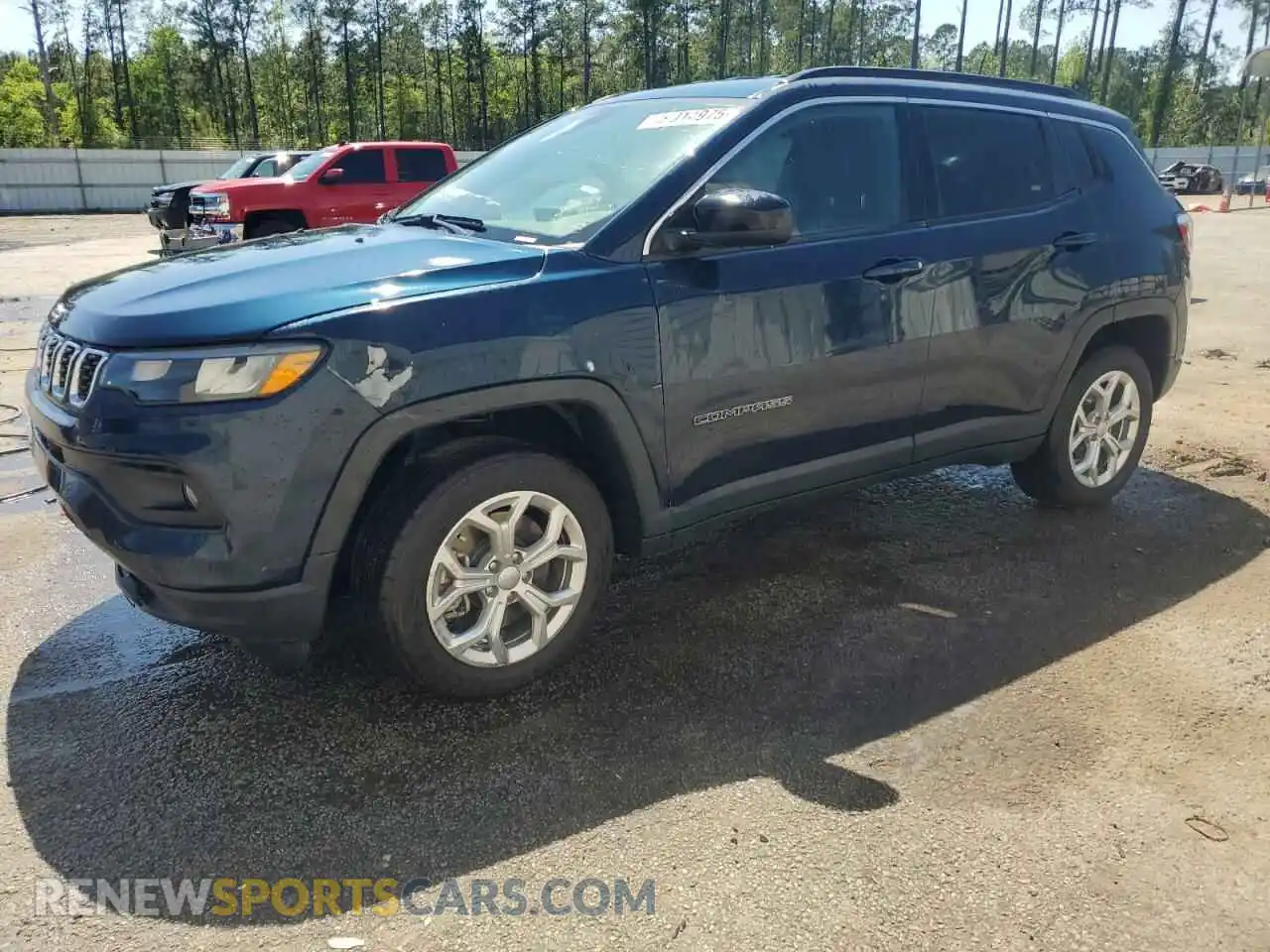 1 Photograph of a damaged car 3C4NJDBN4RT175595 JEEP COMPASS 2024