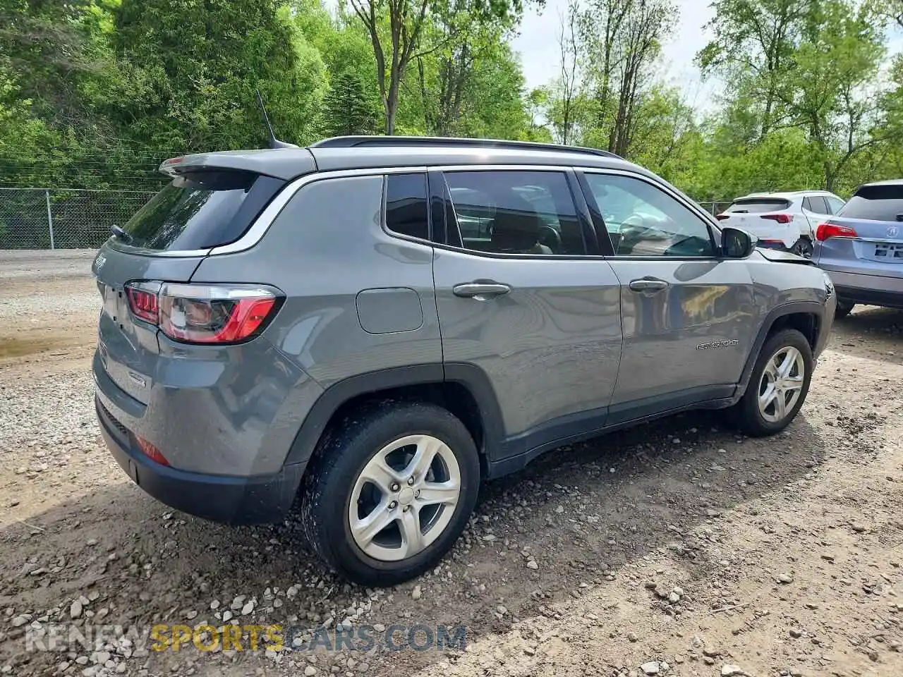 3 Photograph of a damaged car 3C4NJDBN4RT583174 JEEP COMPASS 2024