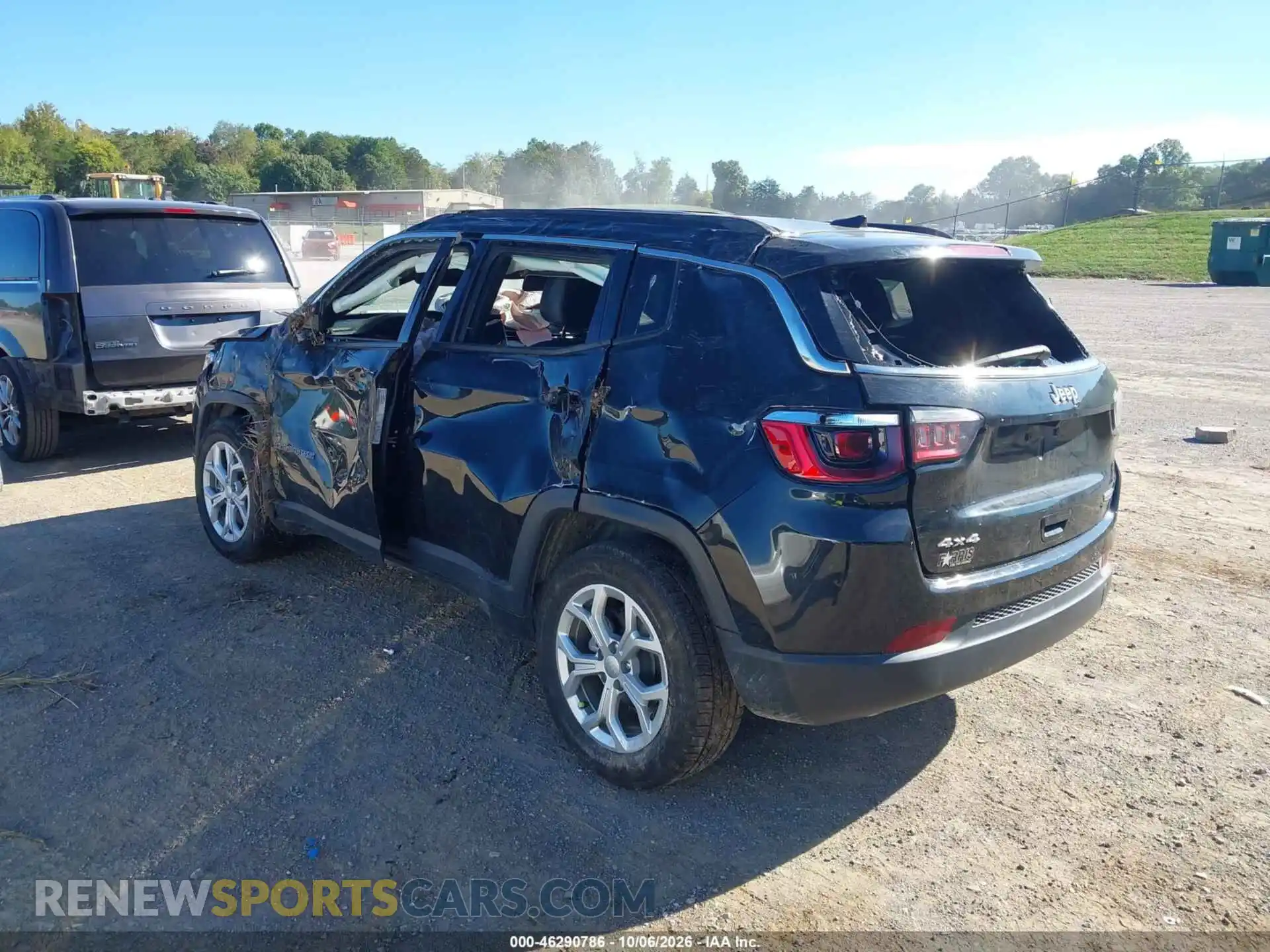 3 Фотография поврежденного автомобиля 3C4NJDBN5RT117186 JEEP COMPASS 2024