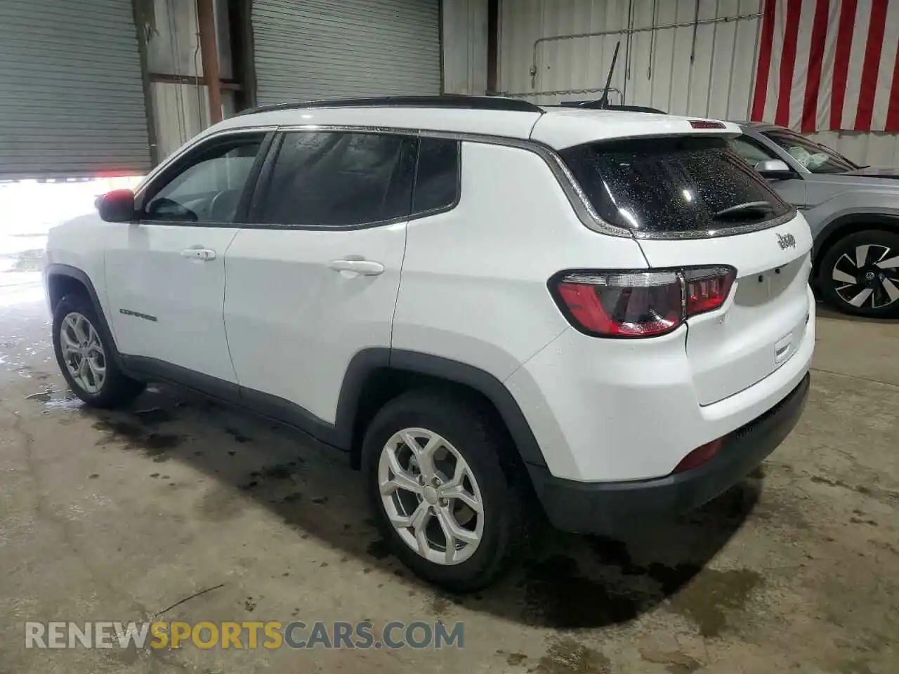 2 Photograph of a damaged car 3C4NJDBN5RT118709 JEEP COMPASS 2024