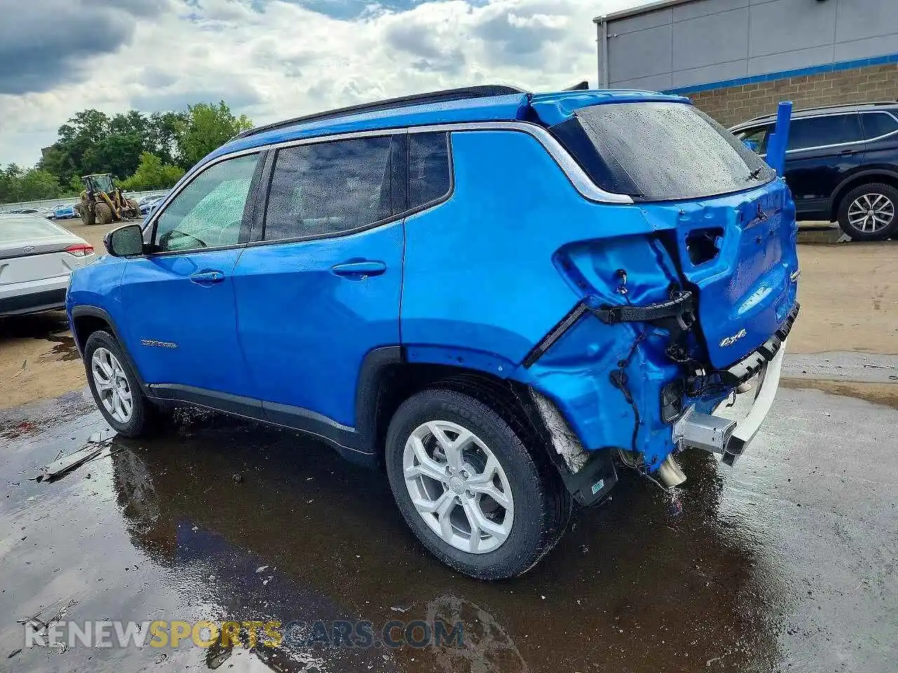 2 Photograph of a damaged car 3C4NJDBN6RT133168 JEEP COMPASS 2024