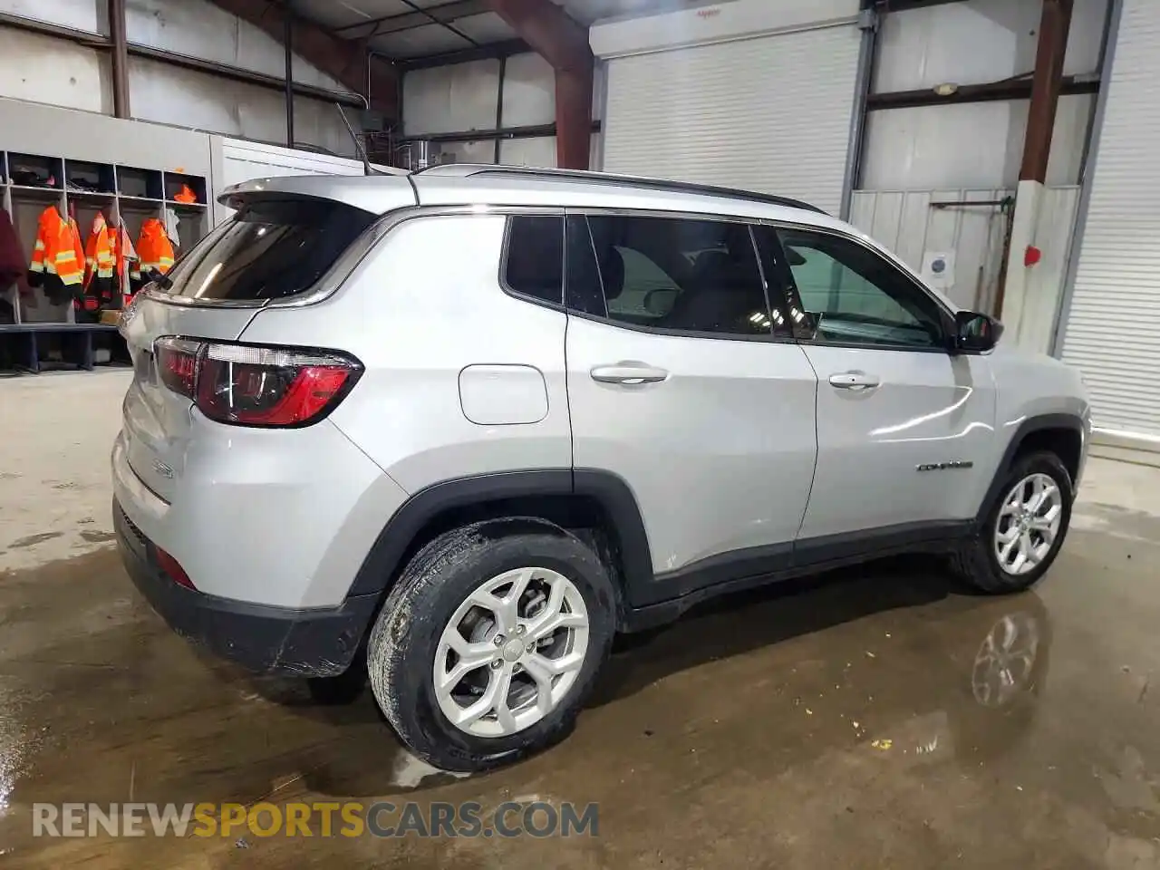 3 Photograph of a damaged car 3C4NJDBN6RT138757 JEEP COMPASS 2024