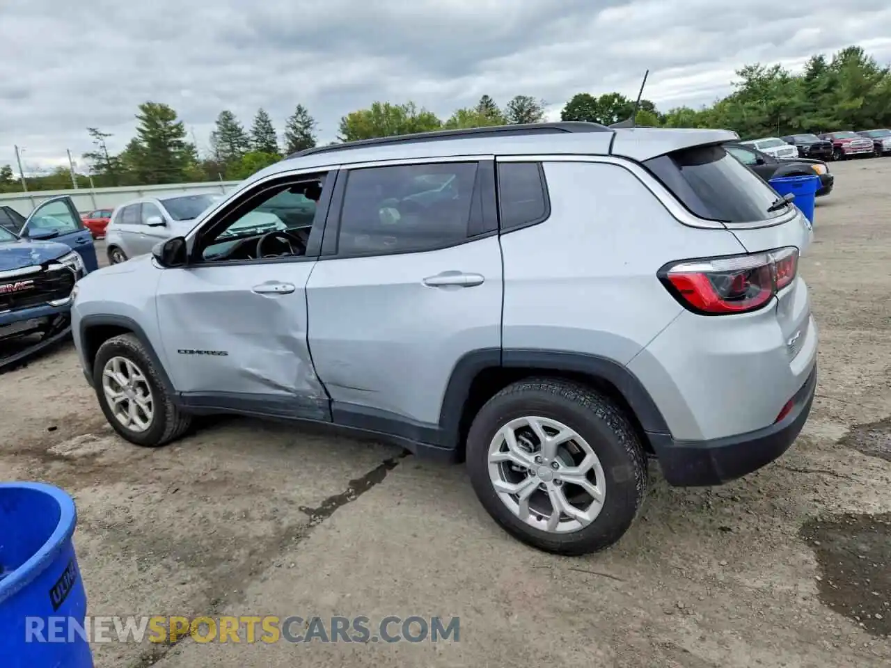 2 fotografías del automóvil dañado 3C4NJDBN7RT110143 JEEP COMPASS 2024