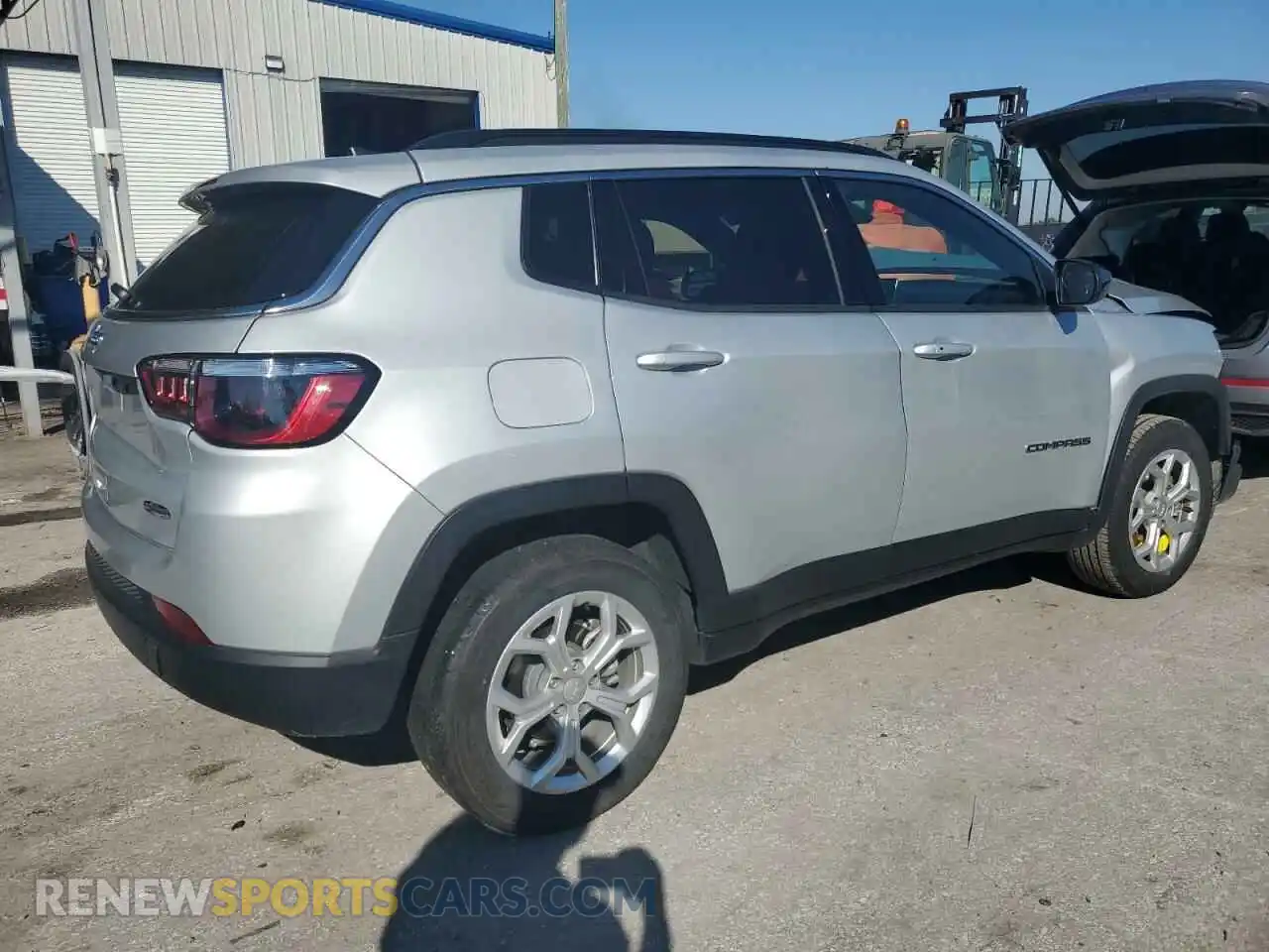 3 Photograph of a damaged car 3C4NJDBN7RT113768 JEEP COMPASS 2024