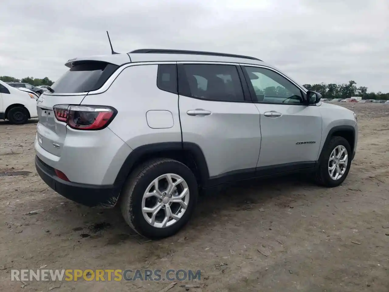 3 Photograph of a damaged car 3C4NJDBN7RT125662 JEEP COMPASS 2024