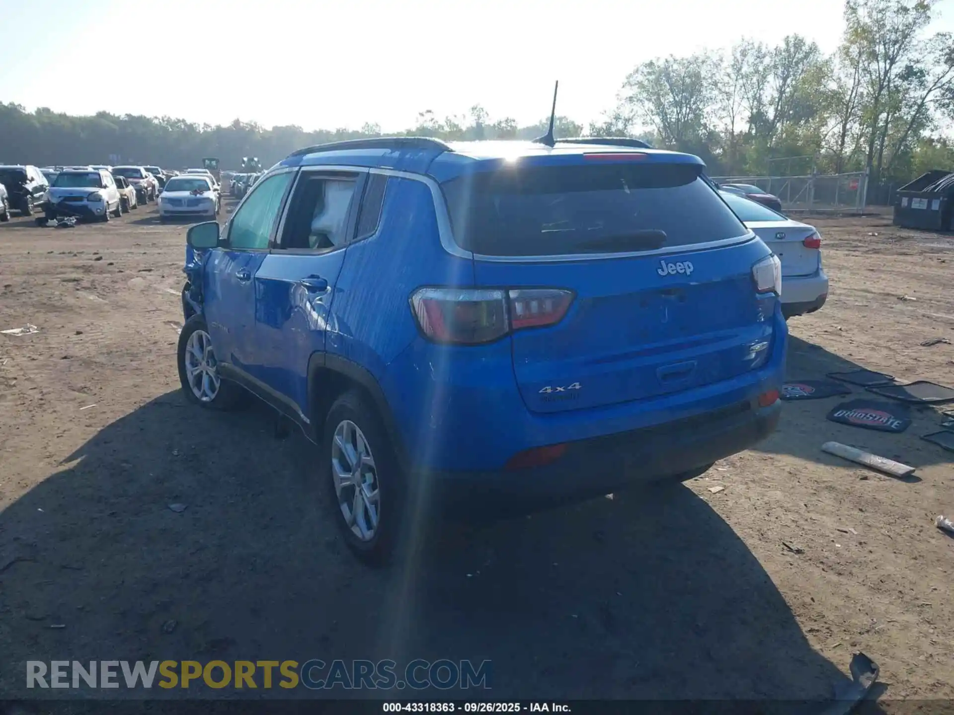 3 Фотография поврежденного автомобиля 3C4NJDBN7RT133650 JEEP COMPASS 2024