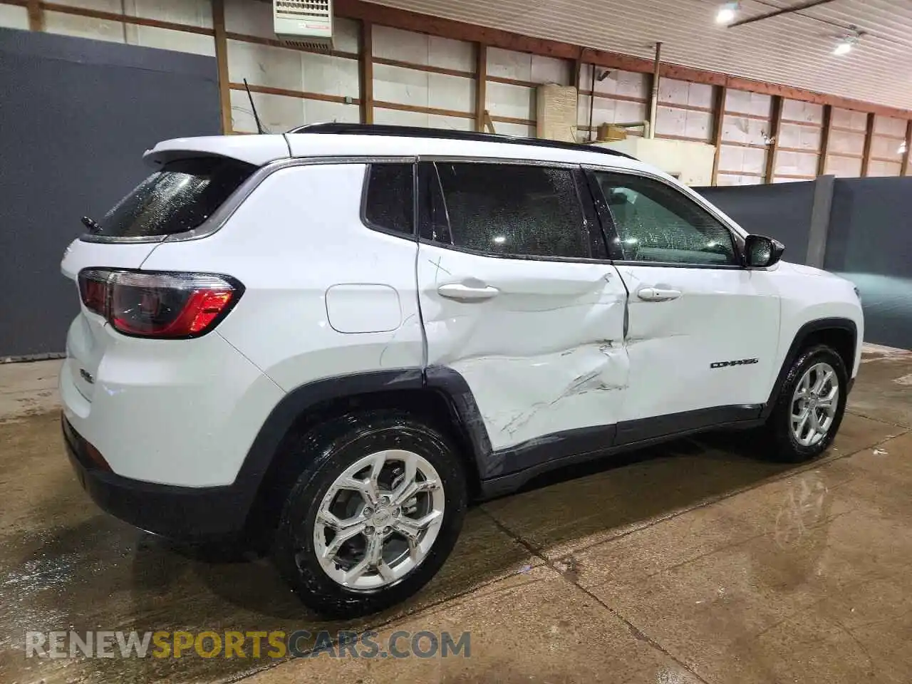 3 fotografías del automóvil dañado 3C4NJDBN7RT160914 JEEP COMPASS 2024
