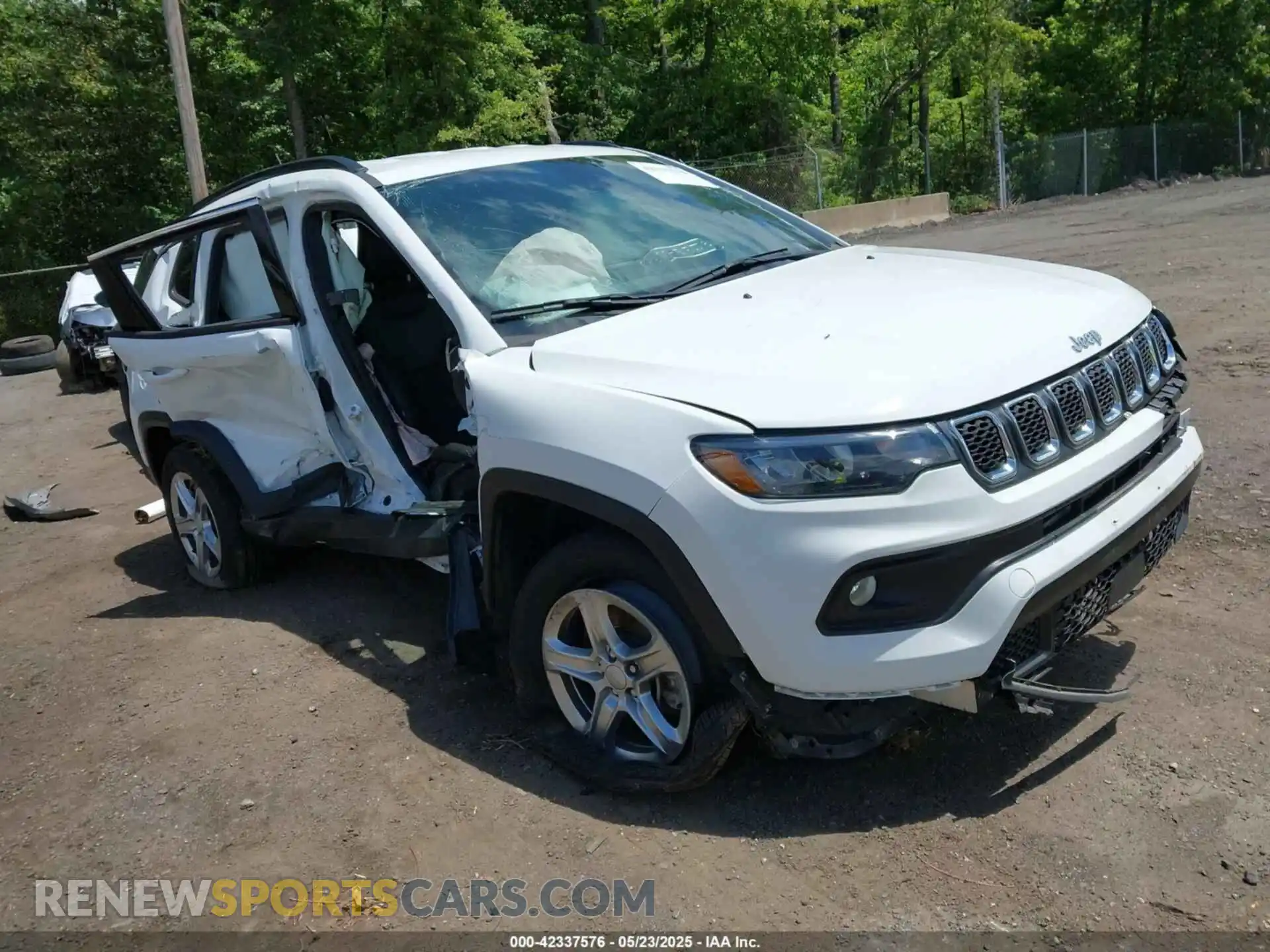 1 Фотография поврежденного автомобиля 3C4NJDBN8RT603894 JEEP COMPASS 2024