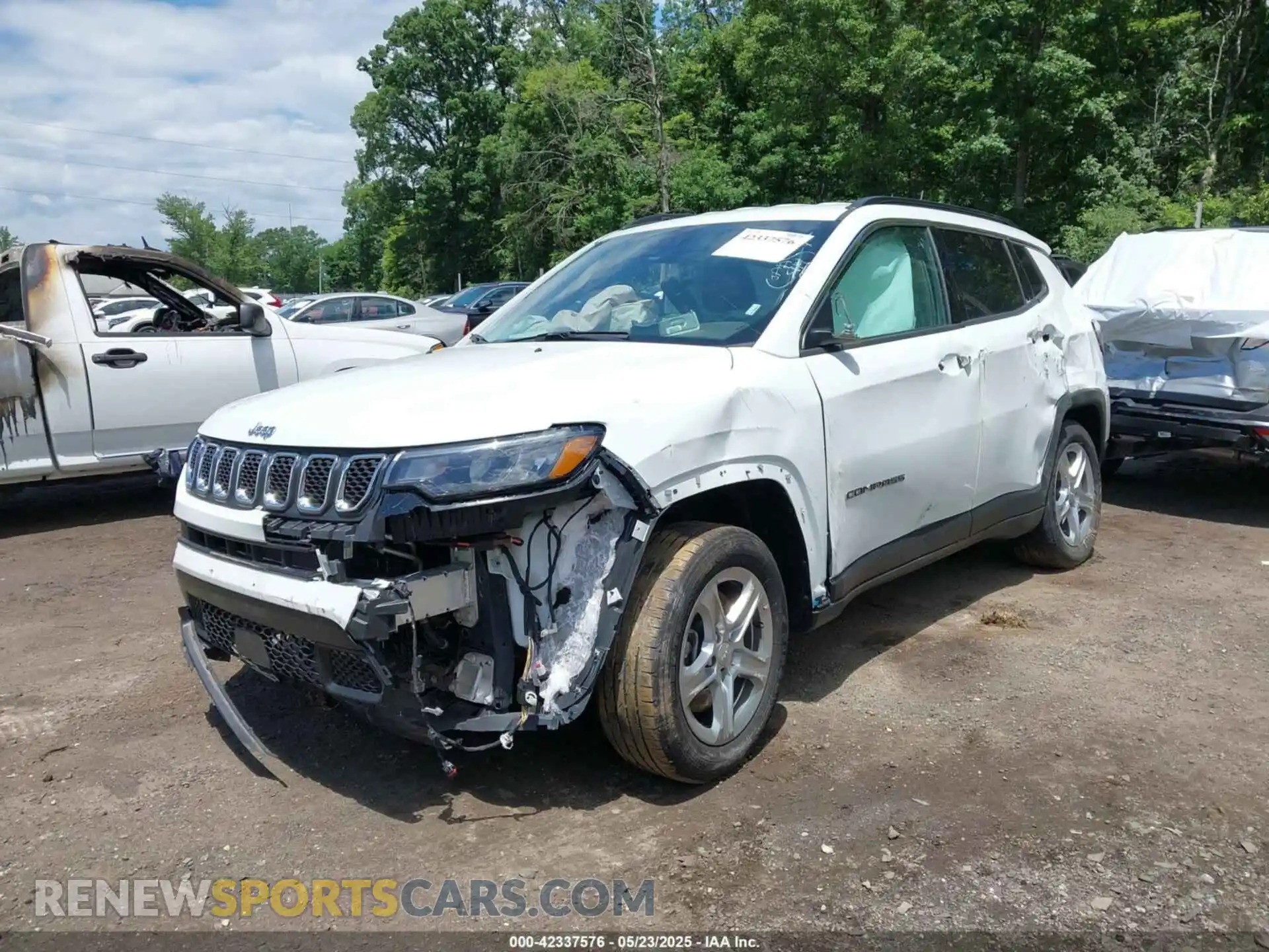 2 Фотография поврежденного автомобиля 3C4NJDBN8RT603894 JEEP COMPASS 2024