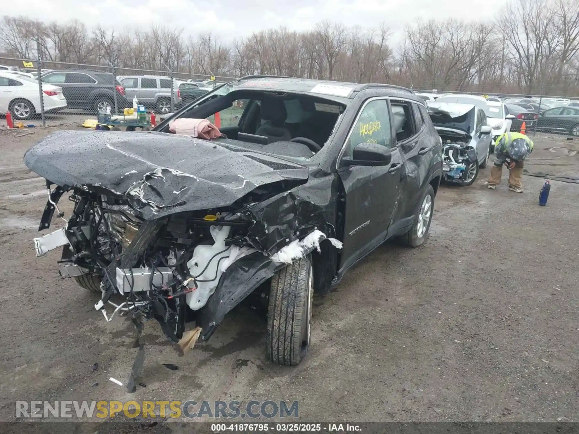 2 Photograph of a damaged car 3C4NJDBN9RT128627 JEEP COMPASS 2024