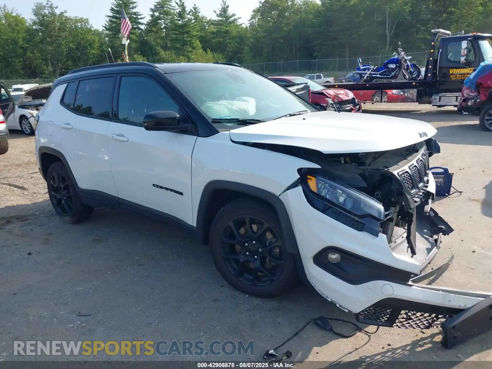 1 Photograph of a damaged car 3C4NJDBN9RT592632 JEEP COMPASS 2024